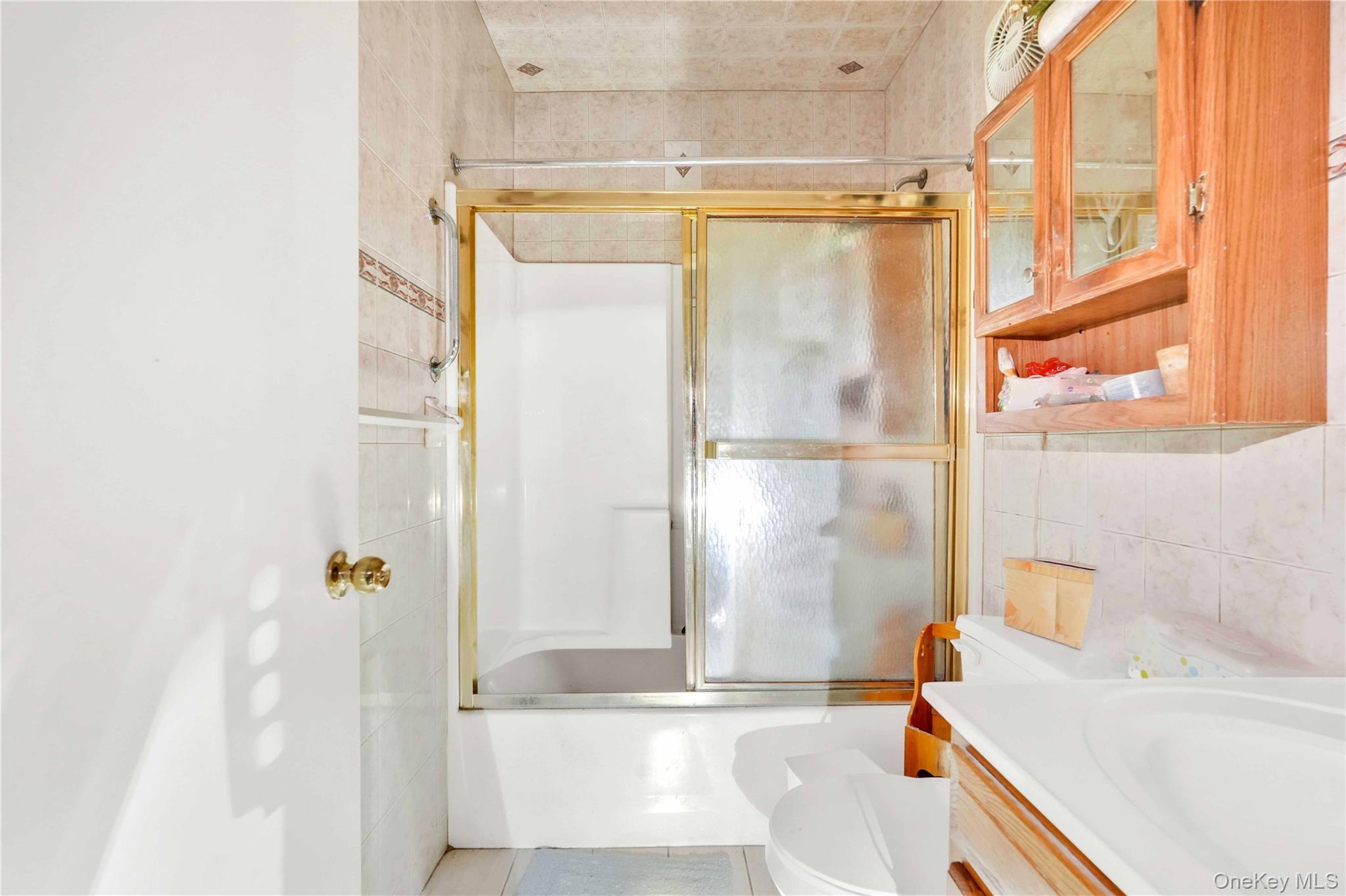 Single Family Hull  Brooklyn, NY 11233, MLS-922891-19