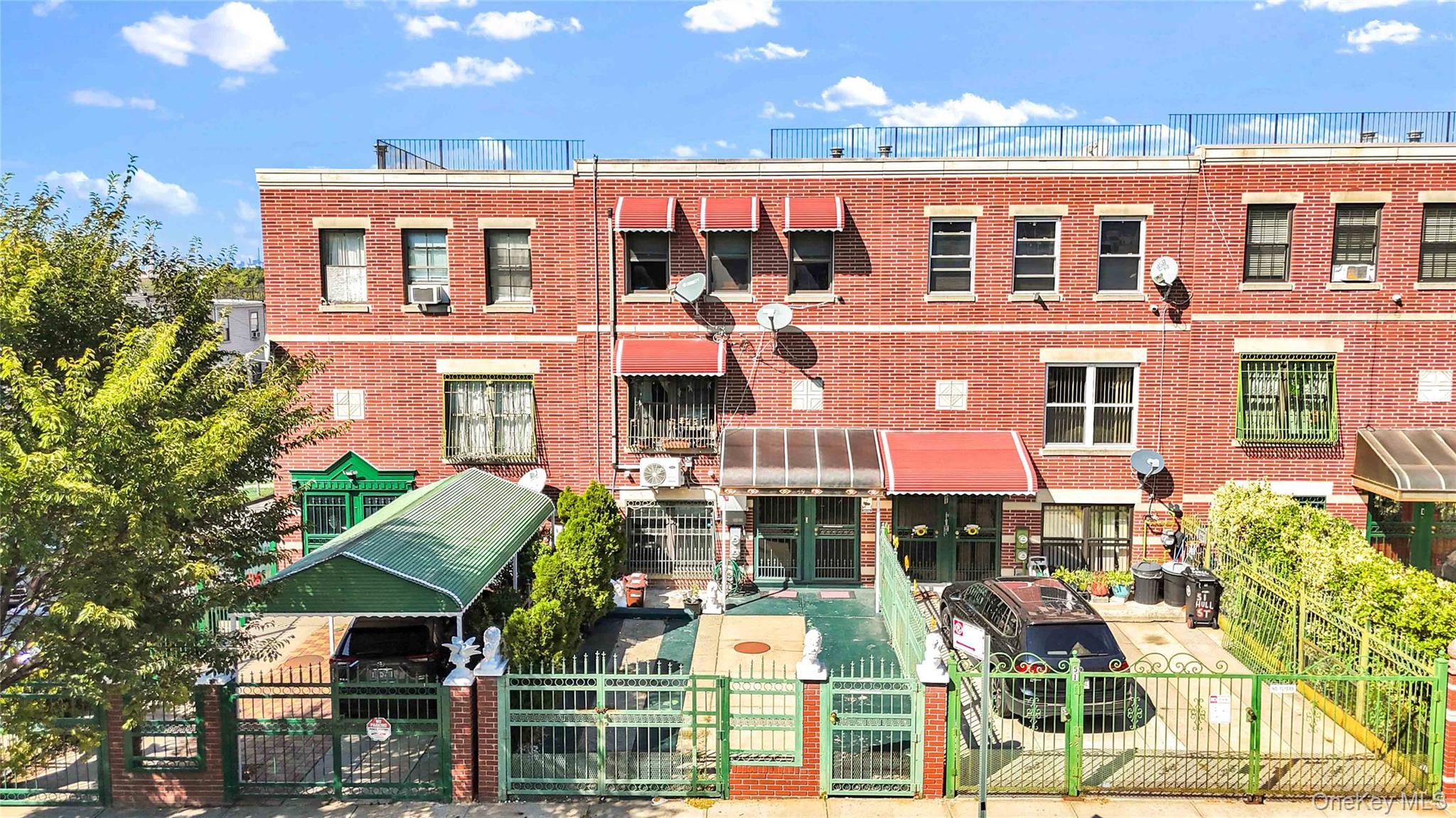 Single Family Hull  Brooklyn, NY 11233, MLS-922891-26