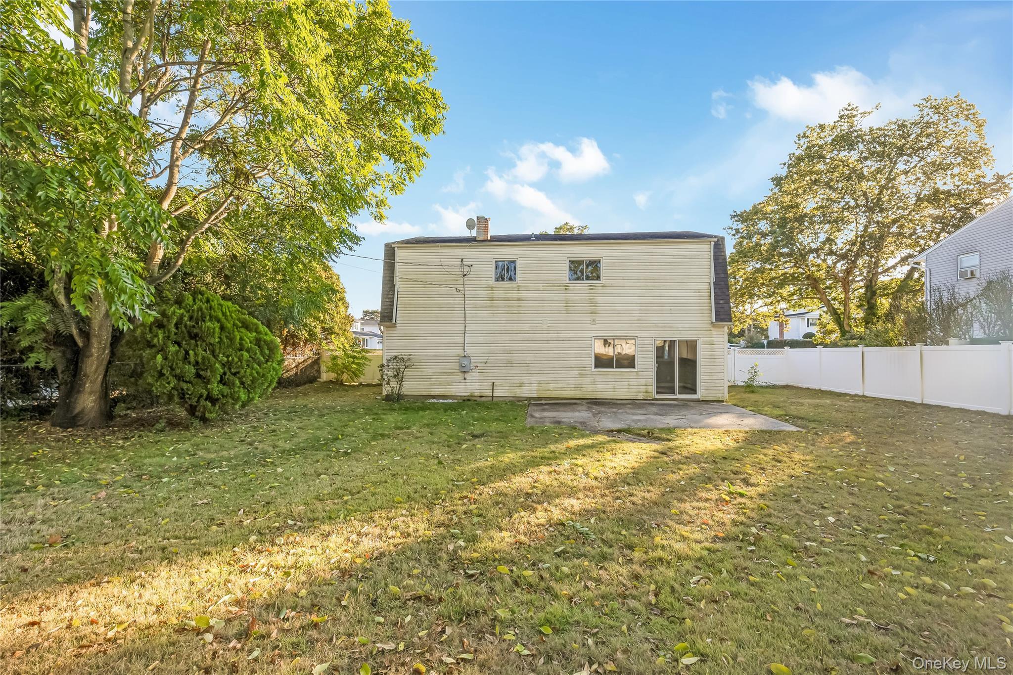 Single Family Cirrus  Suffolk County, NY 11741, MLS-922893-14