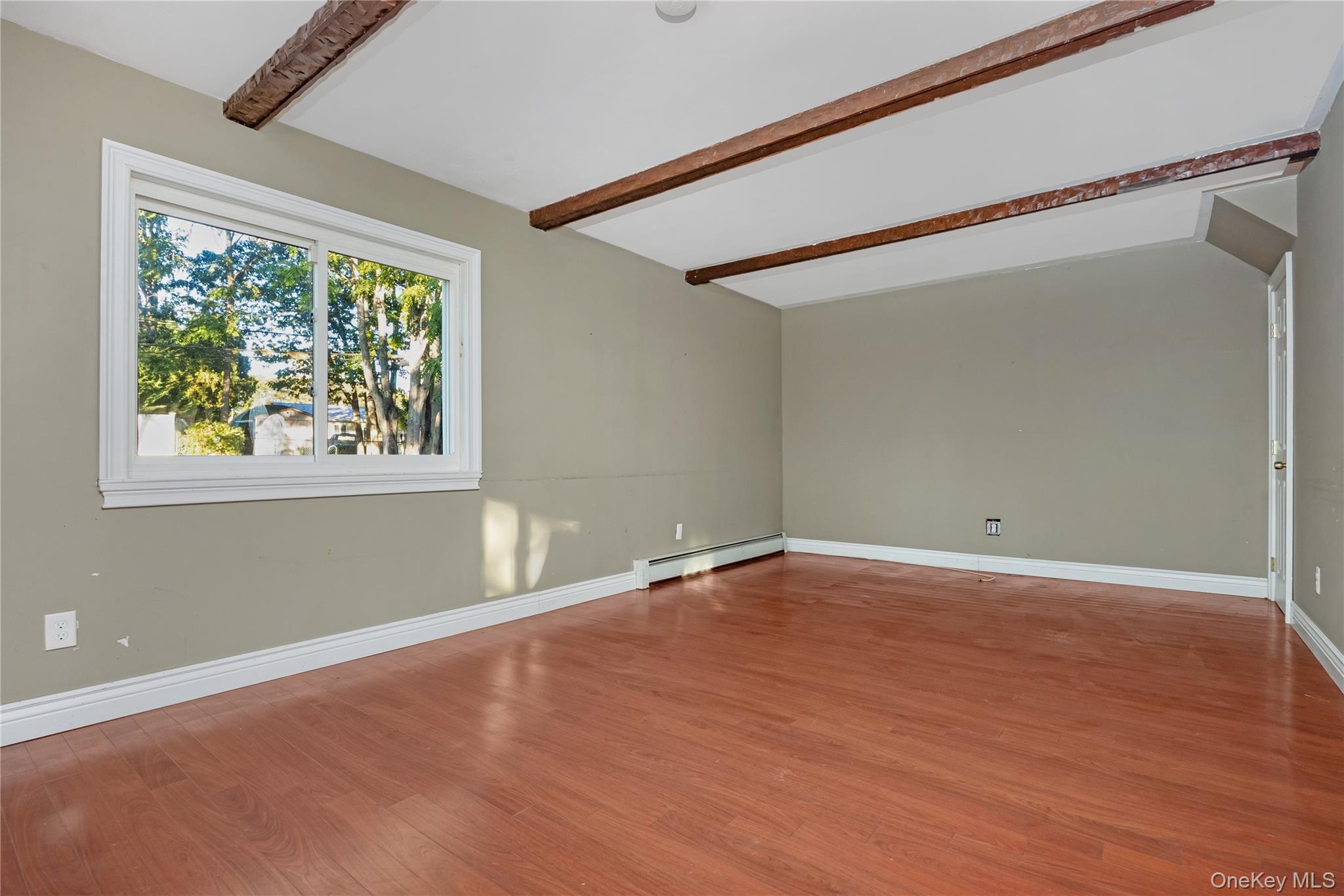 Single Family Cirrus  Suffolk County, NY 11741, MLS-922893-28