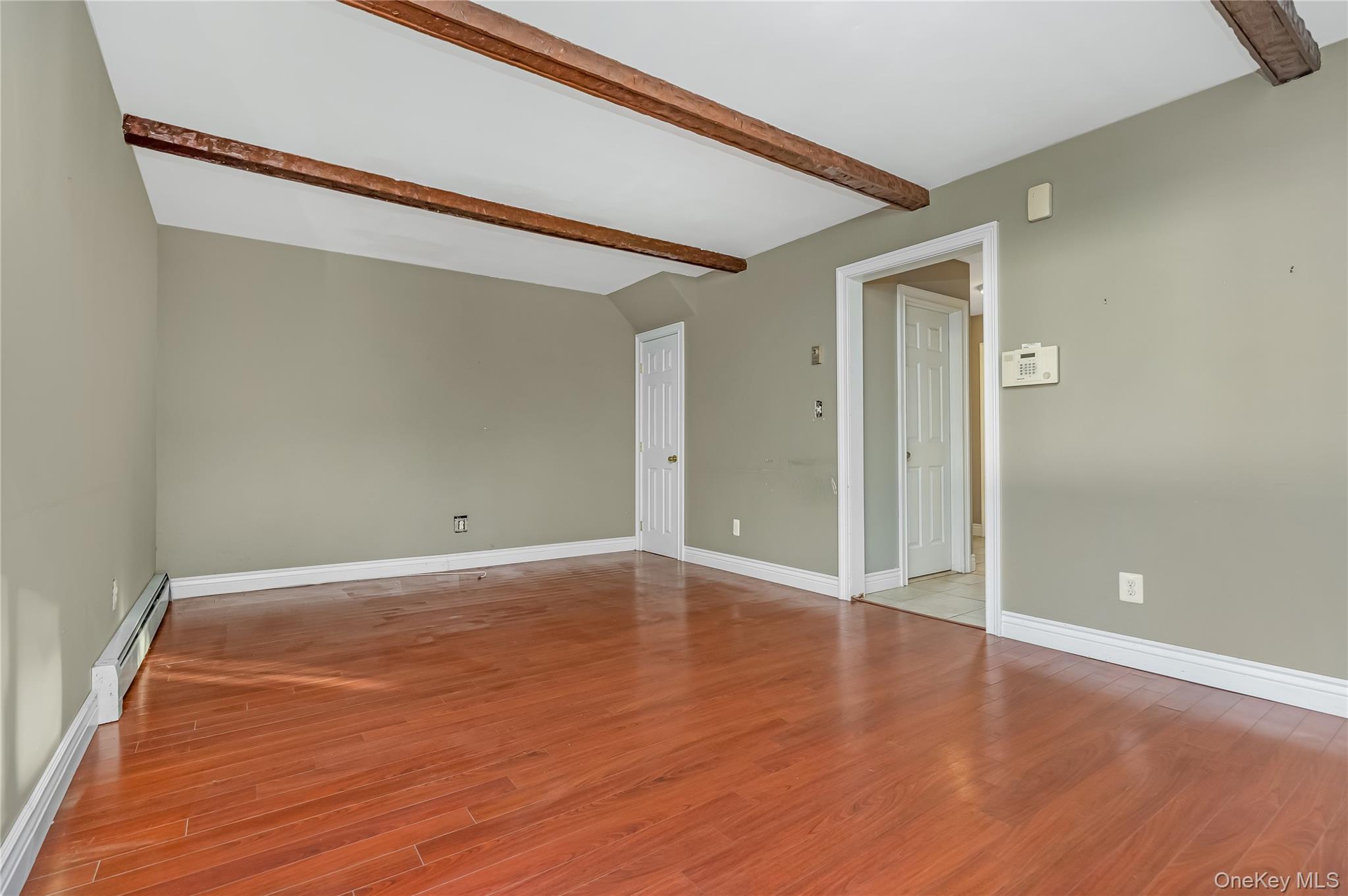 Single Family Cirrus  Suffolk County, NY 11741, MLS-922893-29