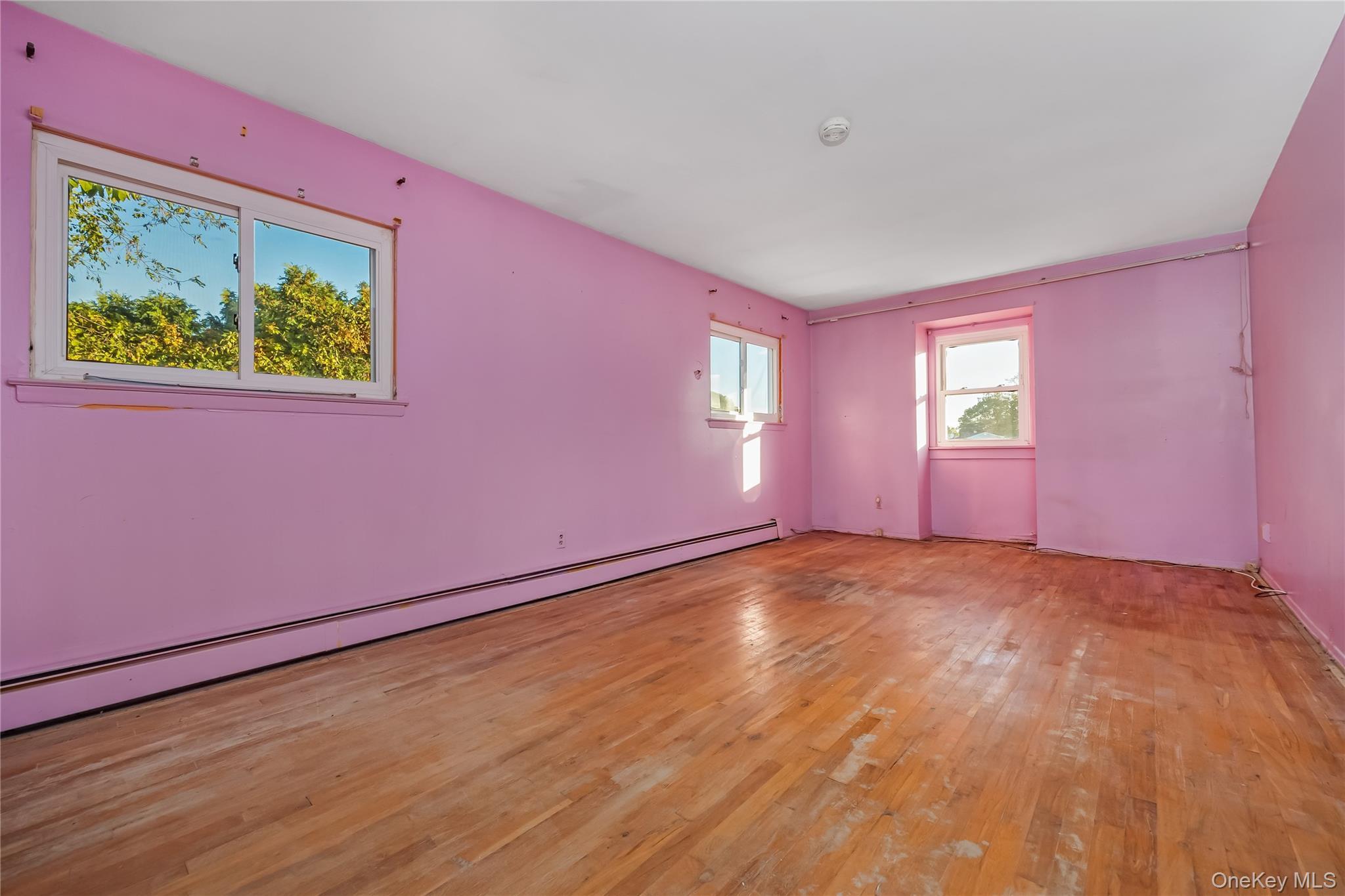 Single Family Cirrus  Suffolk County, NY 11741, MLS-922893-35