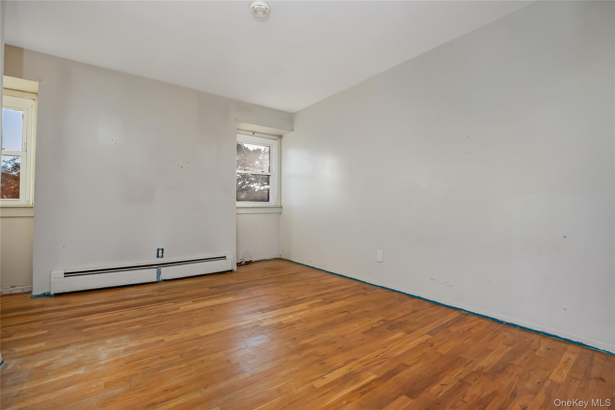 Single Family Cirrus  Suffolk County, NY 11741, MLS-922893-38