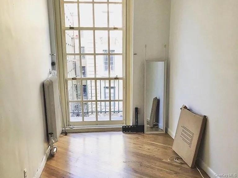 Apartment East 77  Manhattan, NY 10075, MLS-922930-3