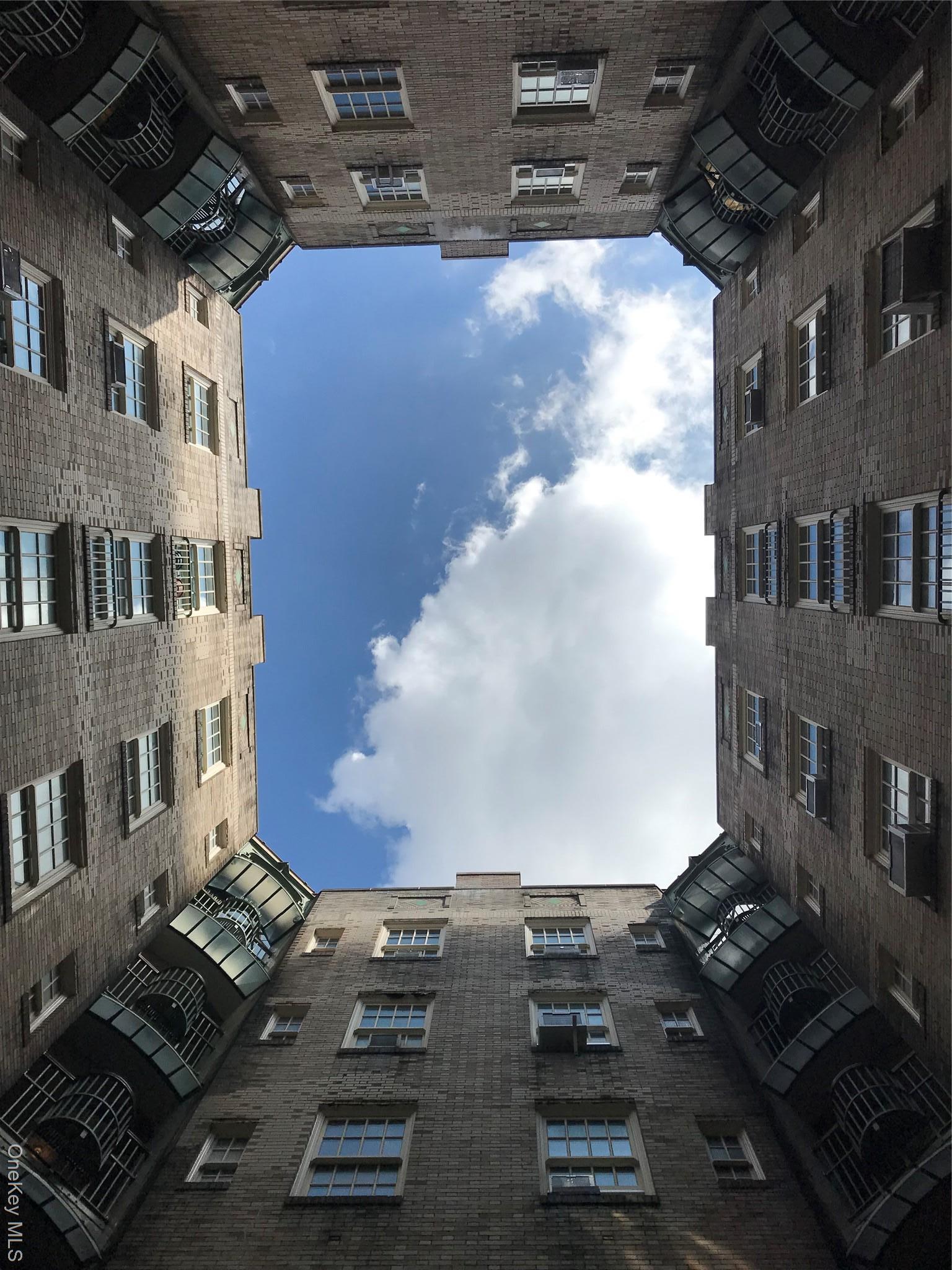 Apartment East 77  Manhattan, NY 10075, MLS-922930-7