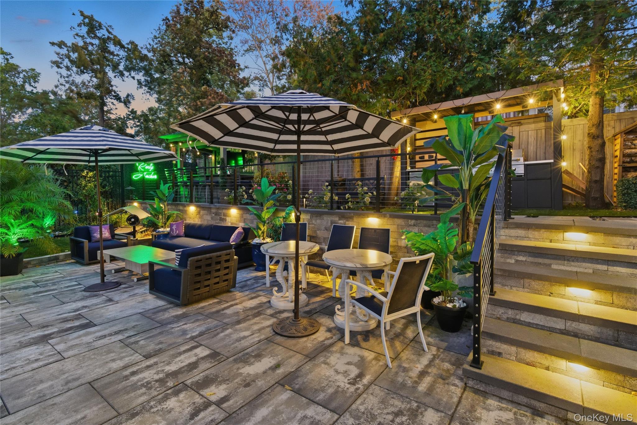 Single Family Centre Island Nassau County, NY 11771, MLS-922931-24