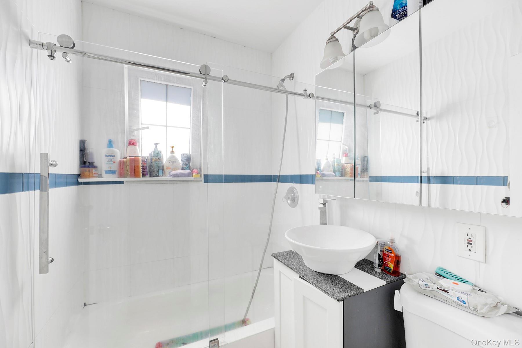 Single Family 57th Queens, NY 11378, MLS-922951-18