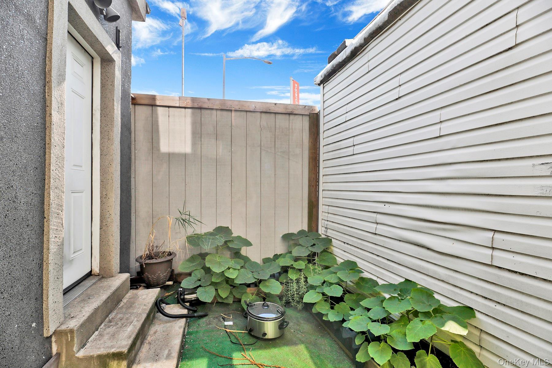 Single Family 57th Queens, NY 11378, MLS-922951-21