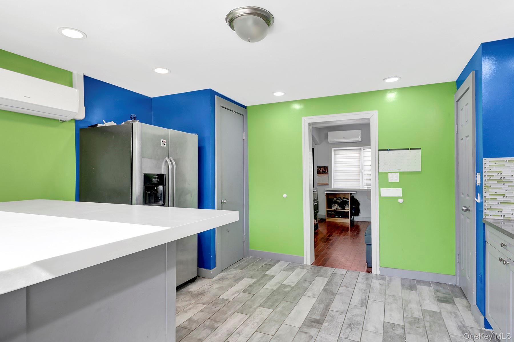 Single Family 57th Queens, NY 11378, MLS-922951-9