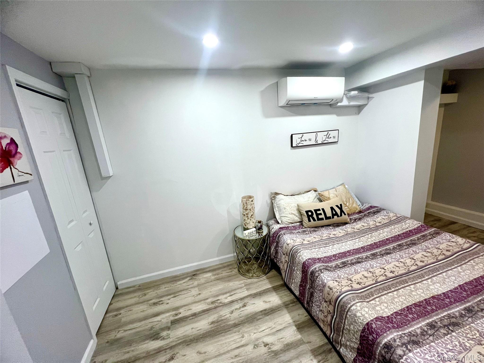 Single Family Main  Orange County, NY 10940, MLS-922957-38