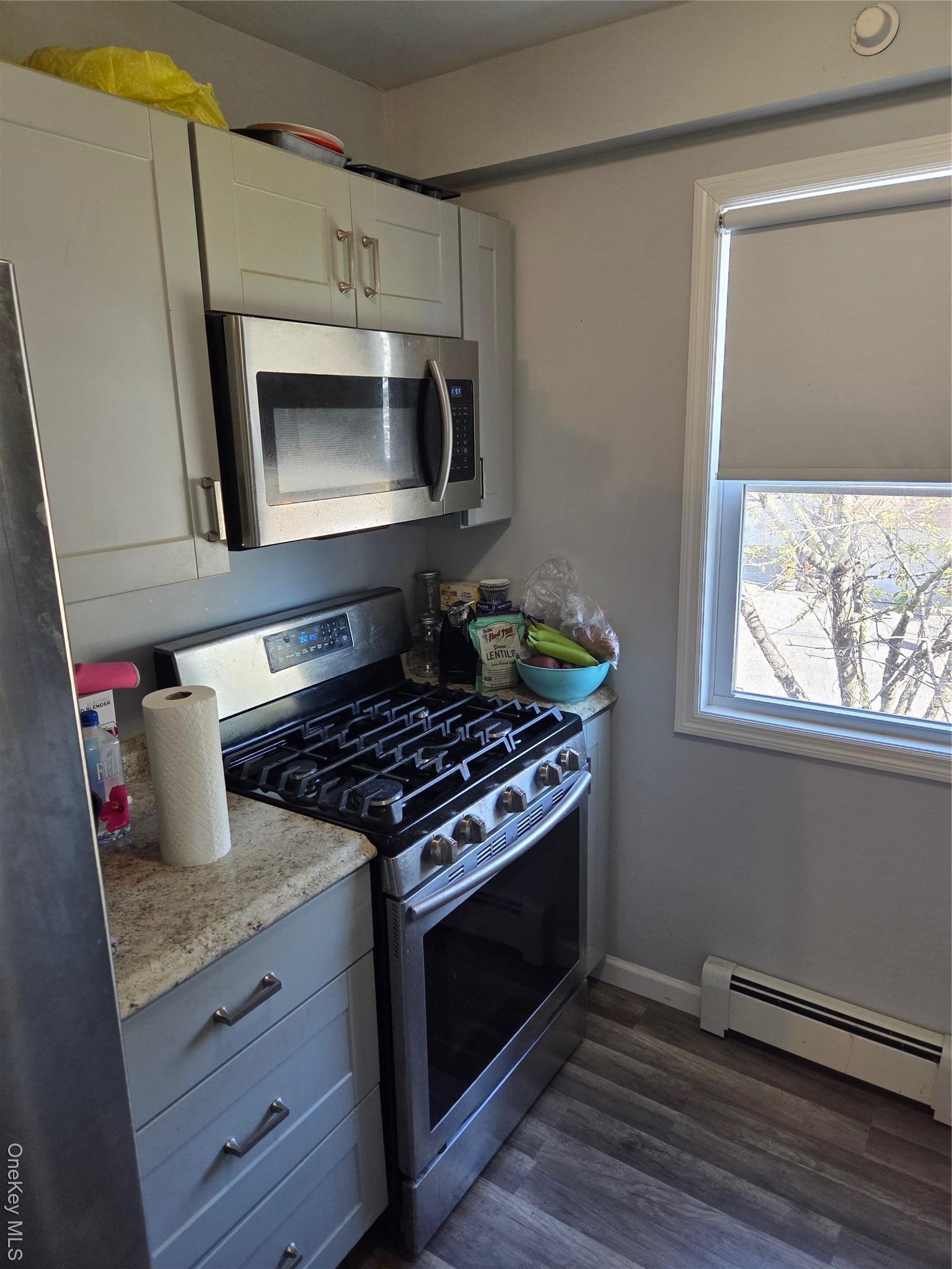 Single Family Mullan Bronx, NY 10465, MLS-922958-8