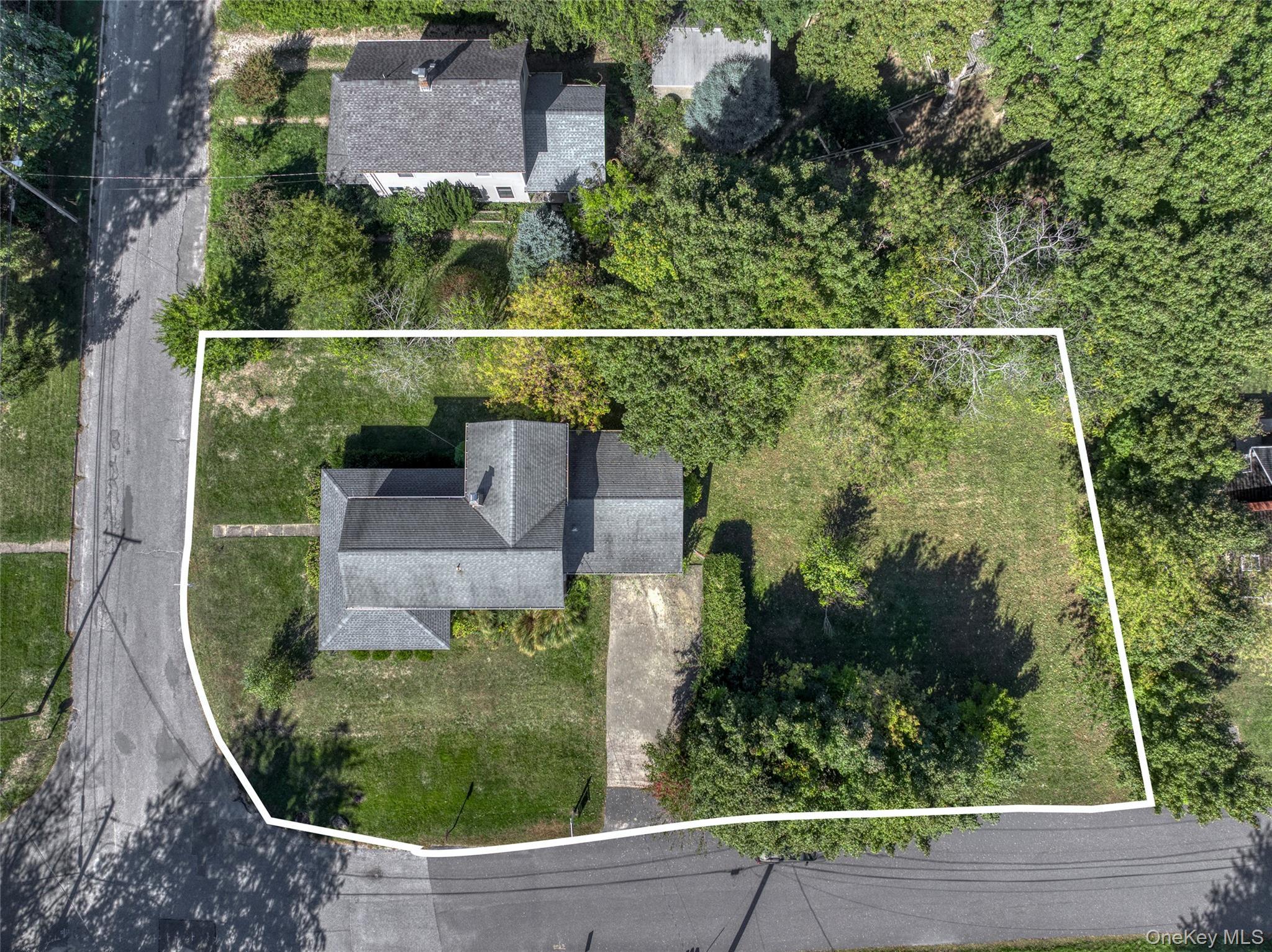 Single Family Cottage  Suffolk County, NY 11971, MLS-922975-2