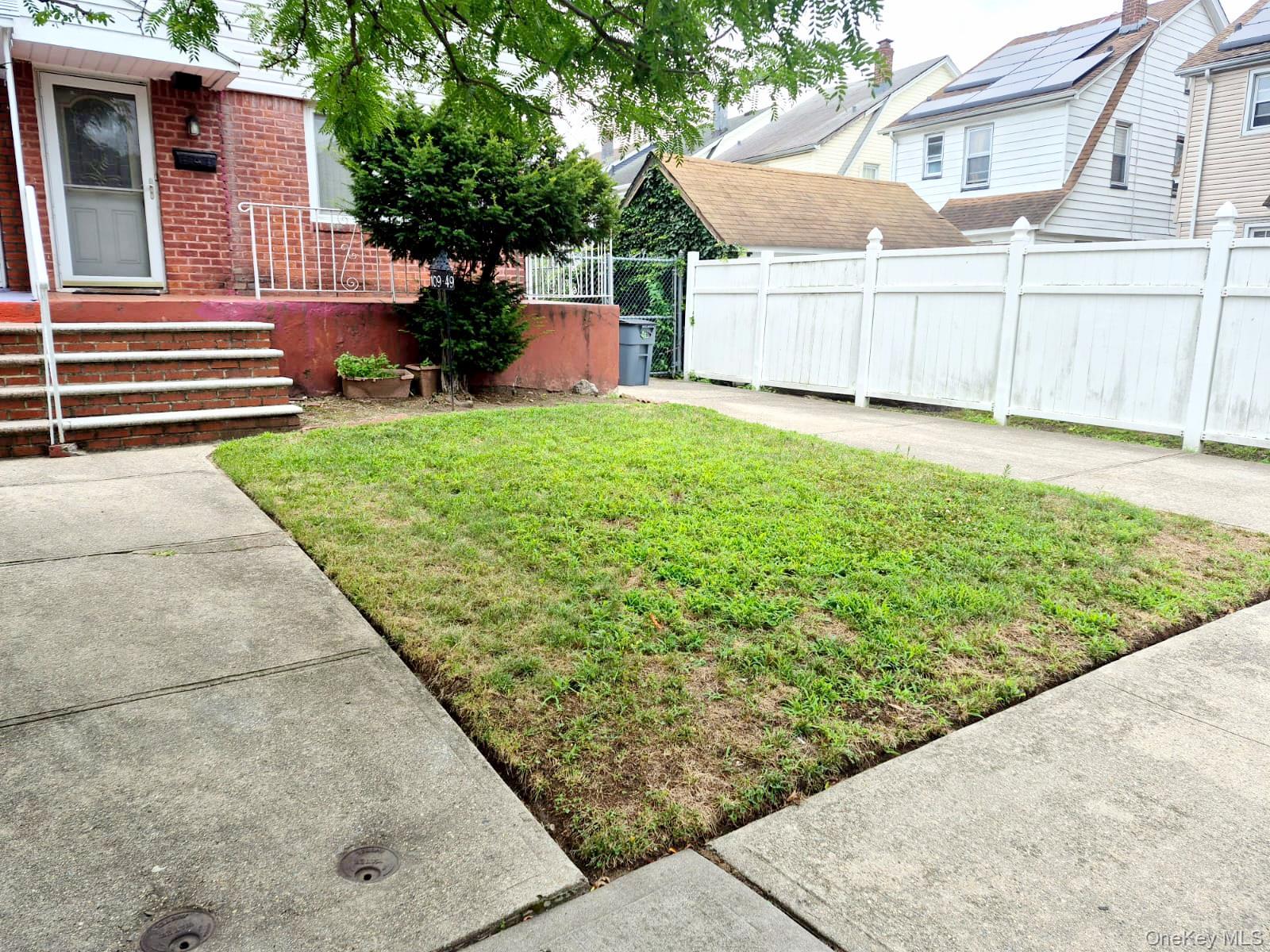 Single Family 176  Queens, NY 11433, MLS-922979-4