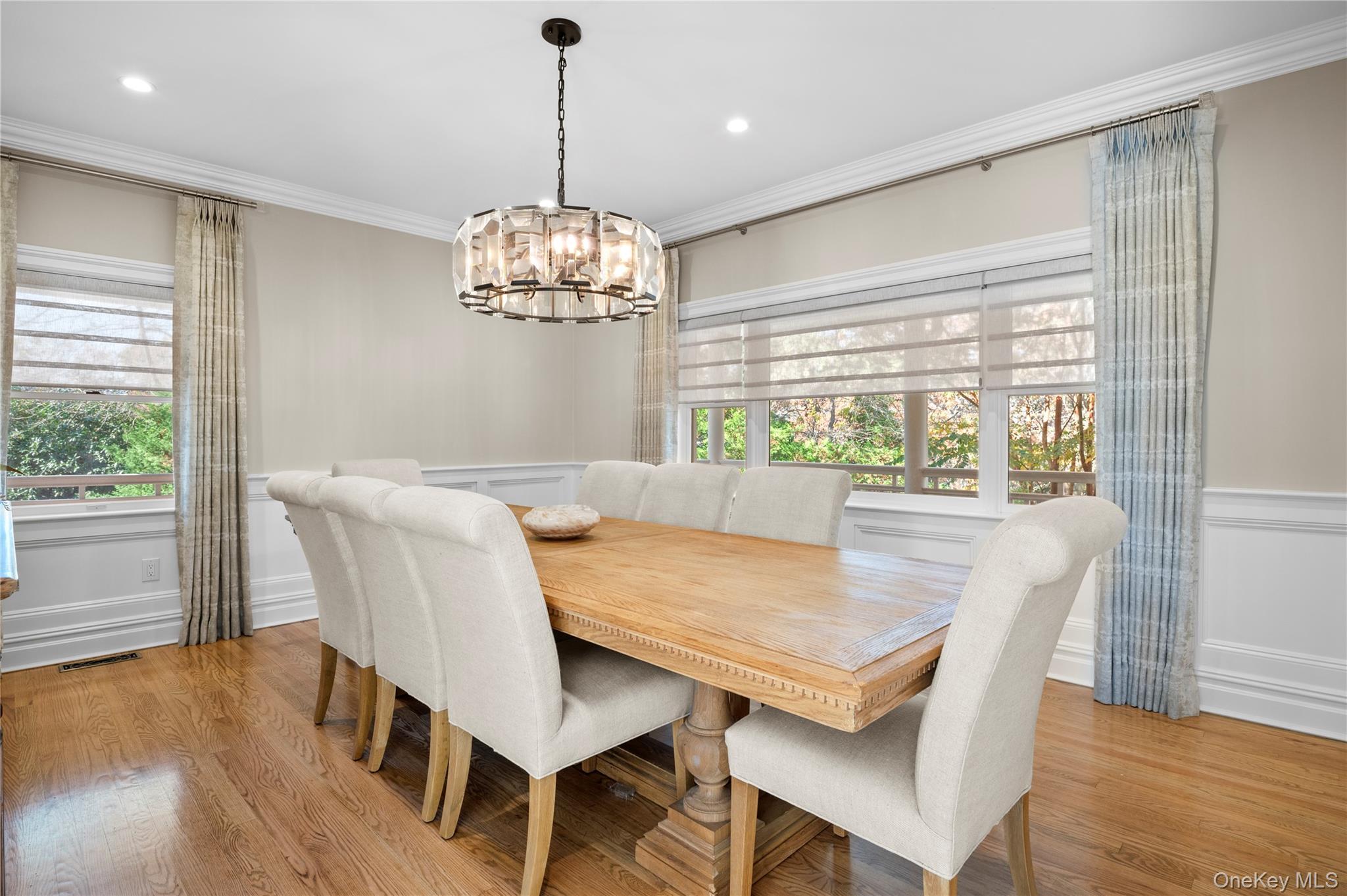 Single Family Spring Pond Suffolk County, NY 11968, MLS-922986-18