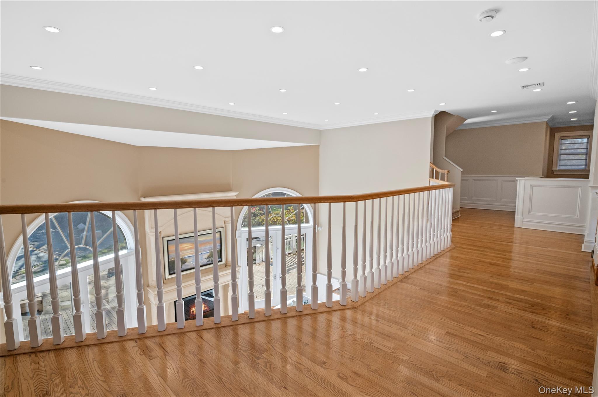 Single Family Spring Pond Suffolk County, NY 11968, MLS-922986-23