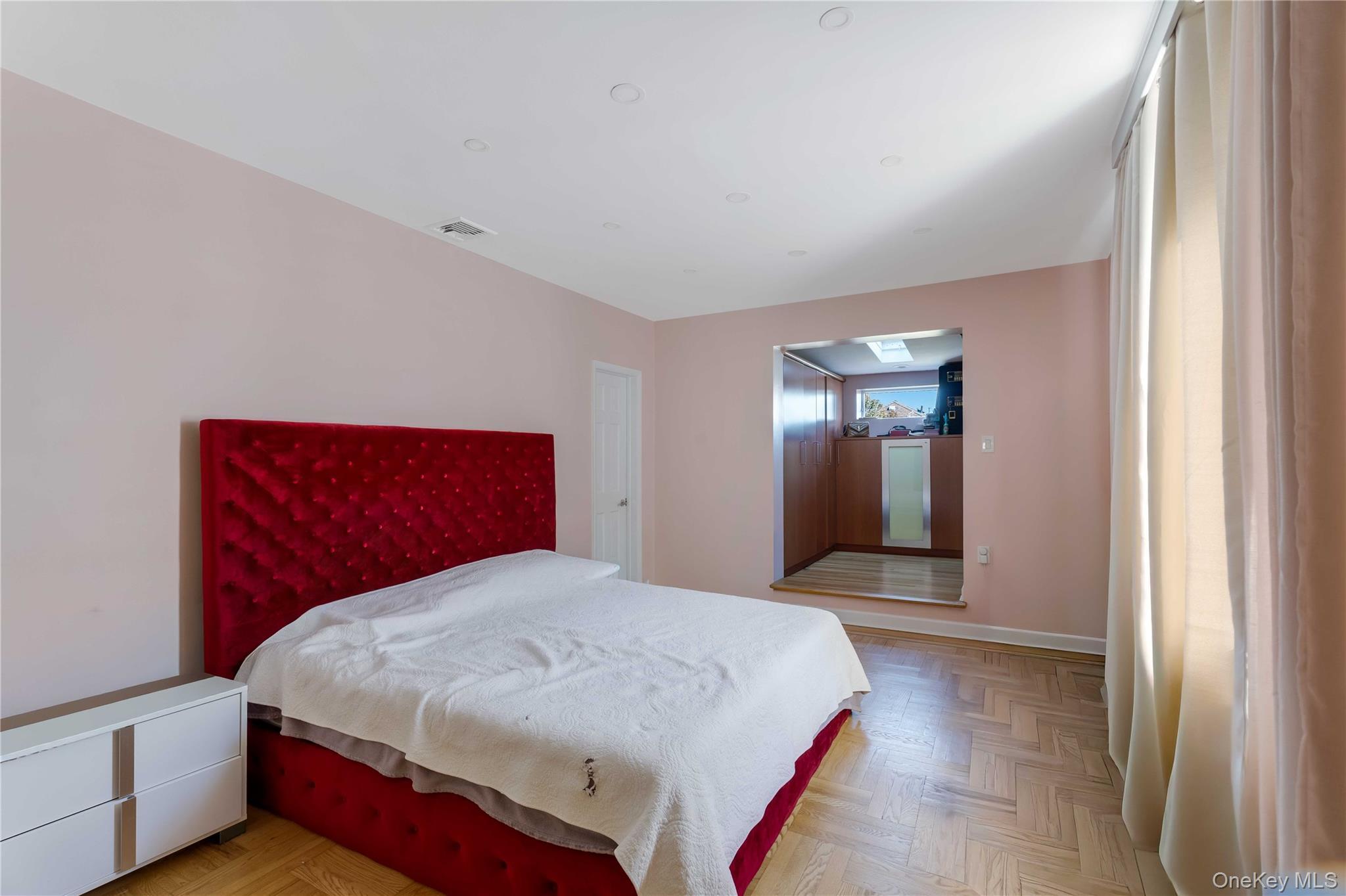 Single Family Exeter Brooklyn, NY 11235, MLS-922988-8