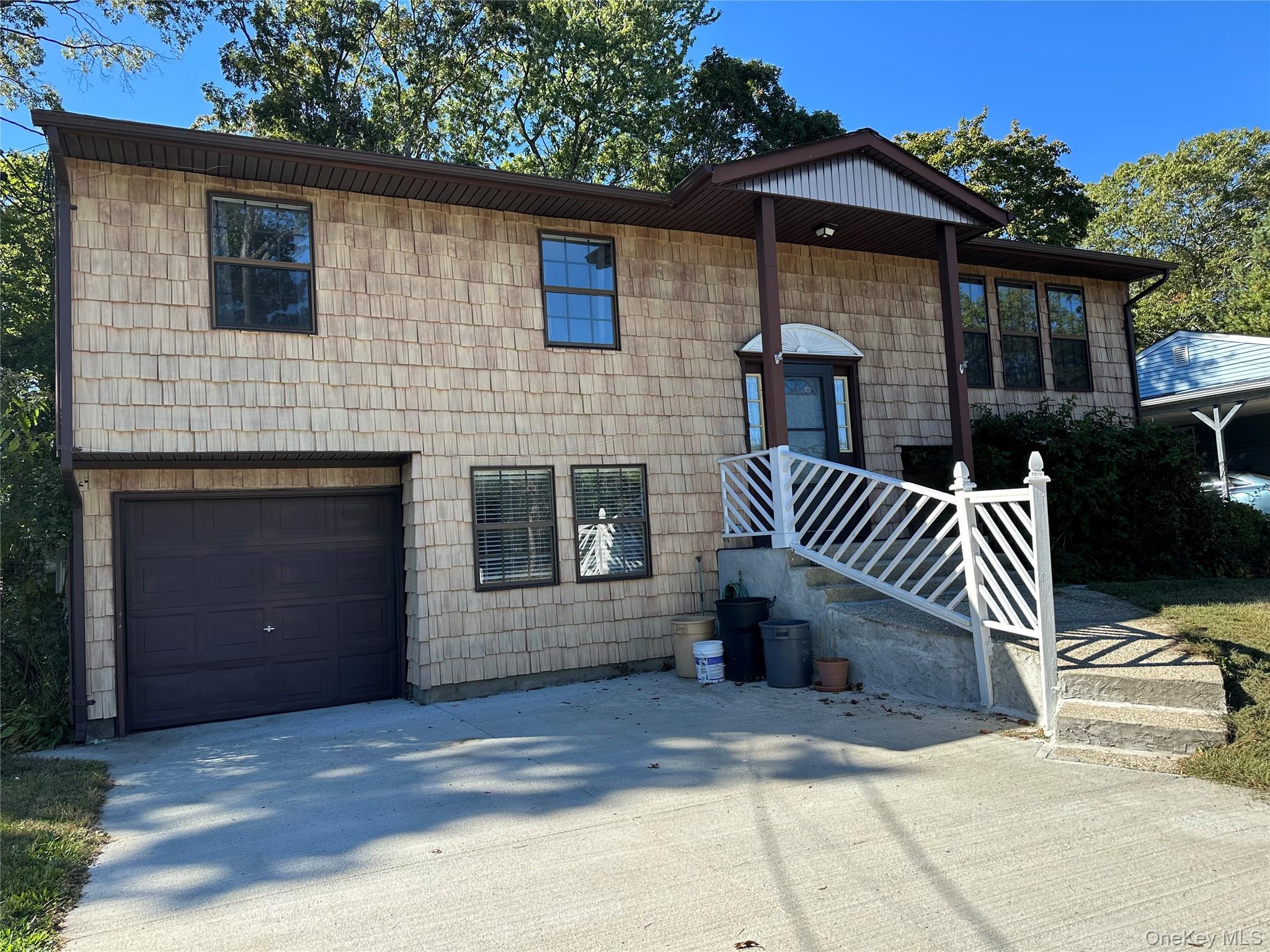 Single Family Bohemia Suffolk County, NY 11782, MLS-922990-2