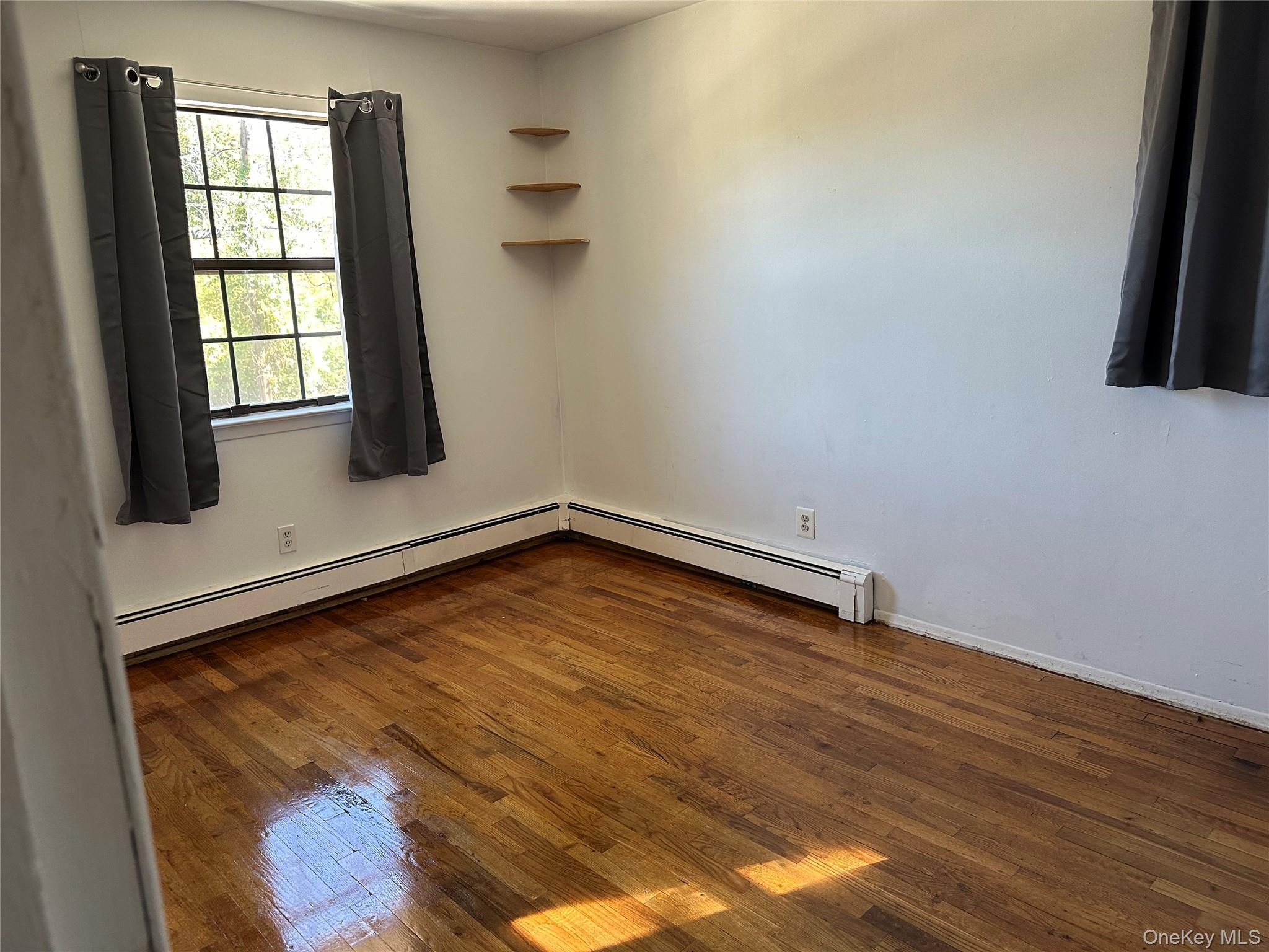 Single Family Bohemia Suffolk County, NY 11782, MLS-922990-7