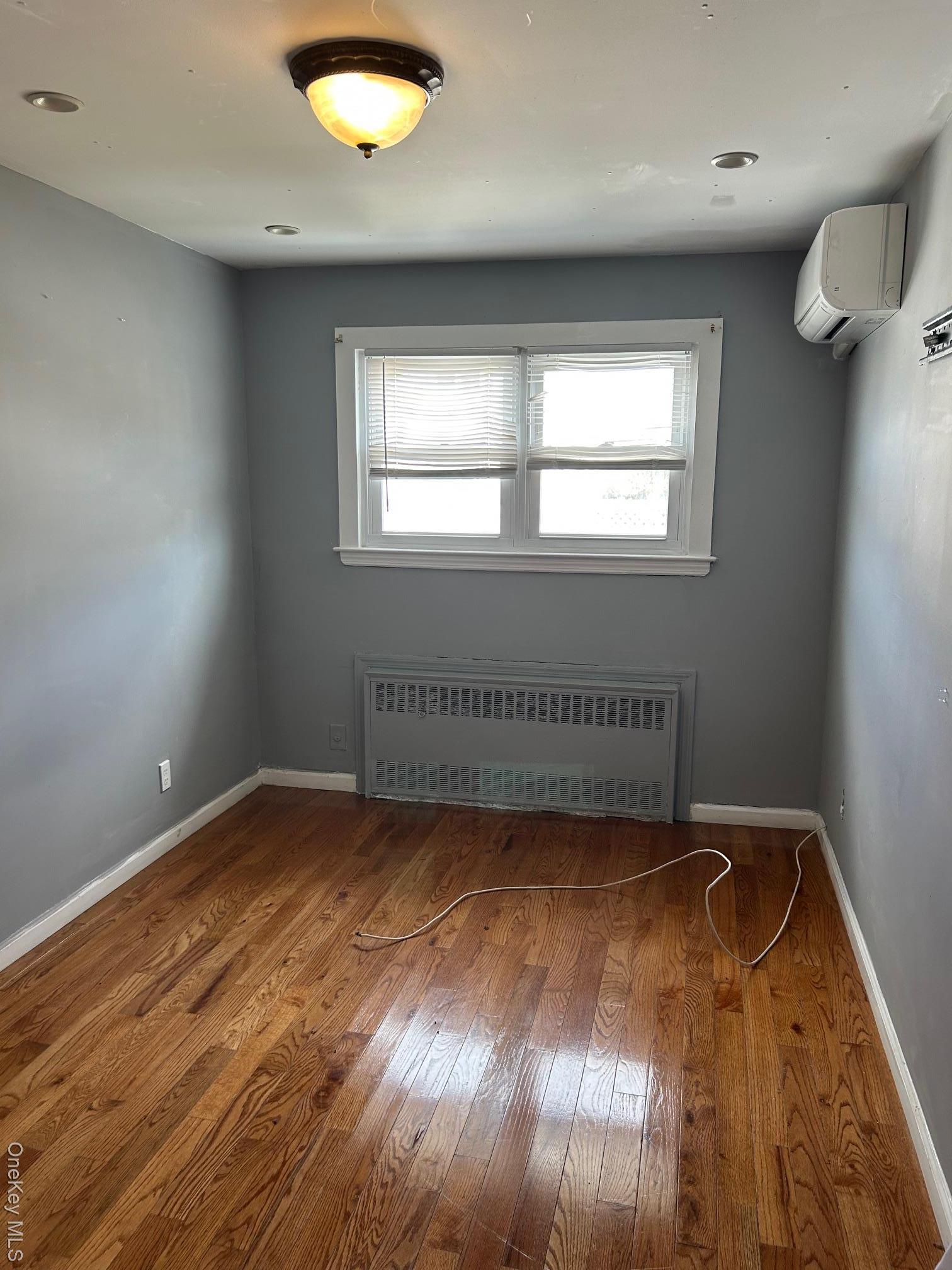 Apartment Beach 48 Street  Queens, NY 11681, MLS-922992-5