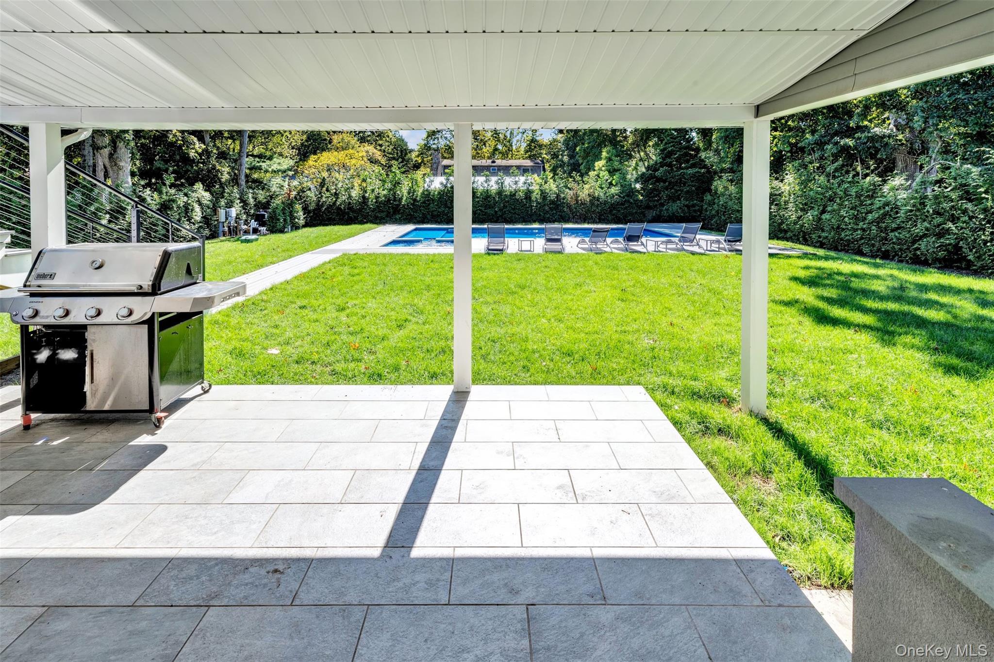 Single Family Suffolk Suffolk County, NY 11946, MLS-922997-7