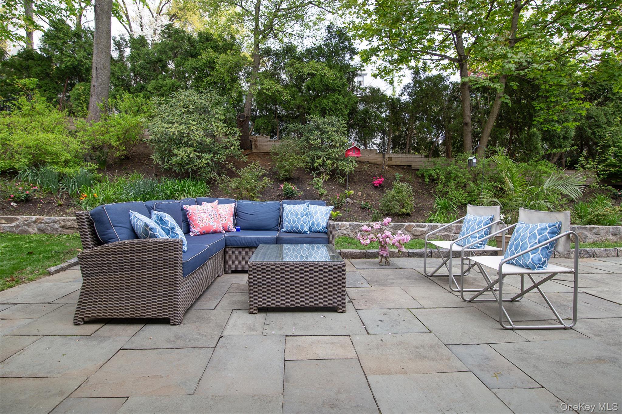 Single Family Dellwood  Westchester County, NY 10708, MLS-922998-13