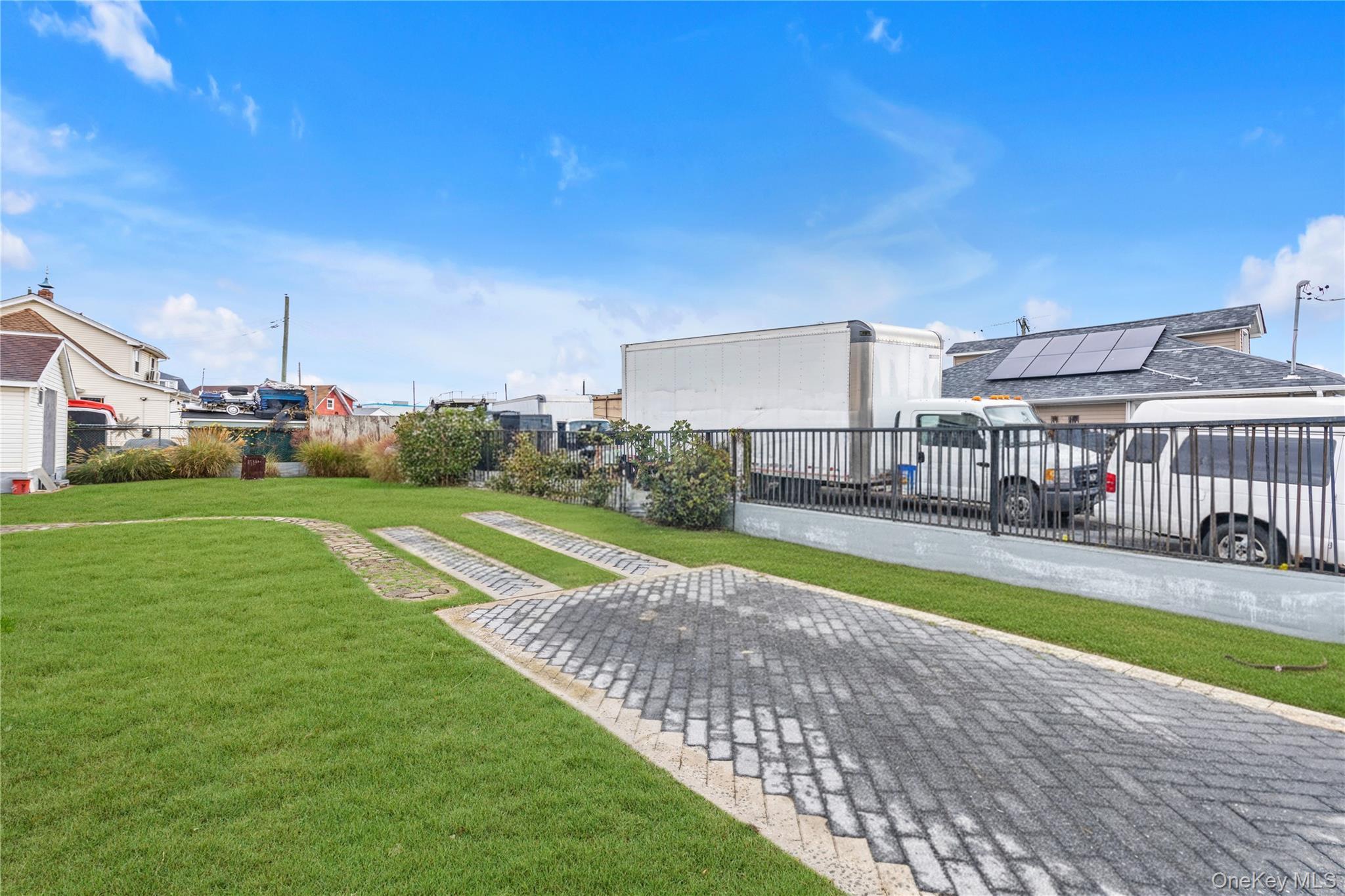 Land 3rd  Queens, NY 11422, MLS-923000-3