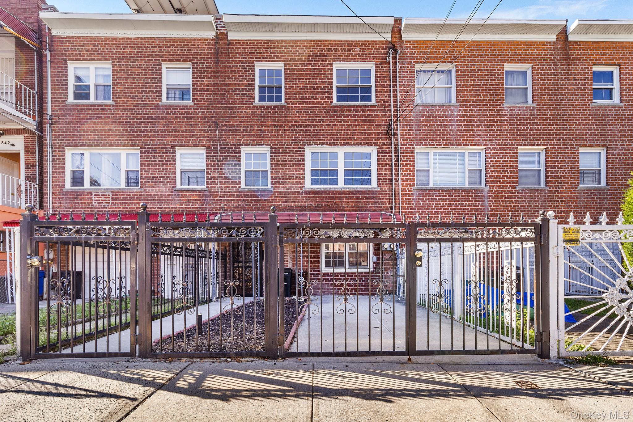 Single Family 221st  Bronx, NY 10467, MLS-923021-2