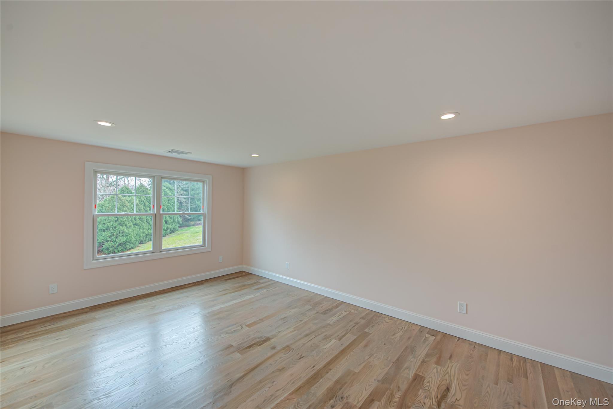 Single Family Southern Suffolk County, NY 11767, MLS-923022-19