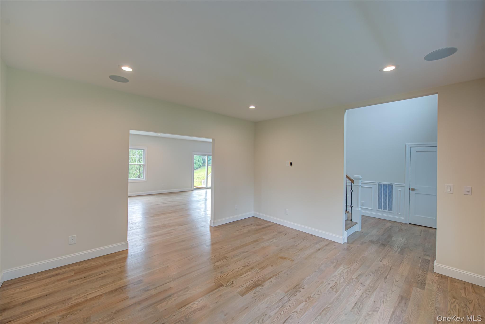 Single Family Southern Suffolk County, NY 11767, MLS-923022-7