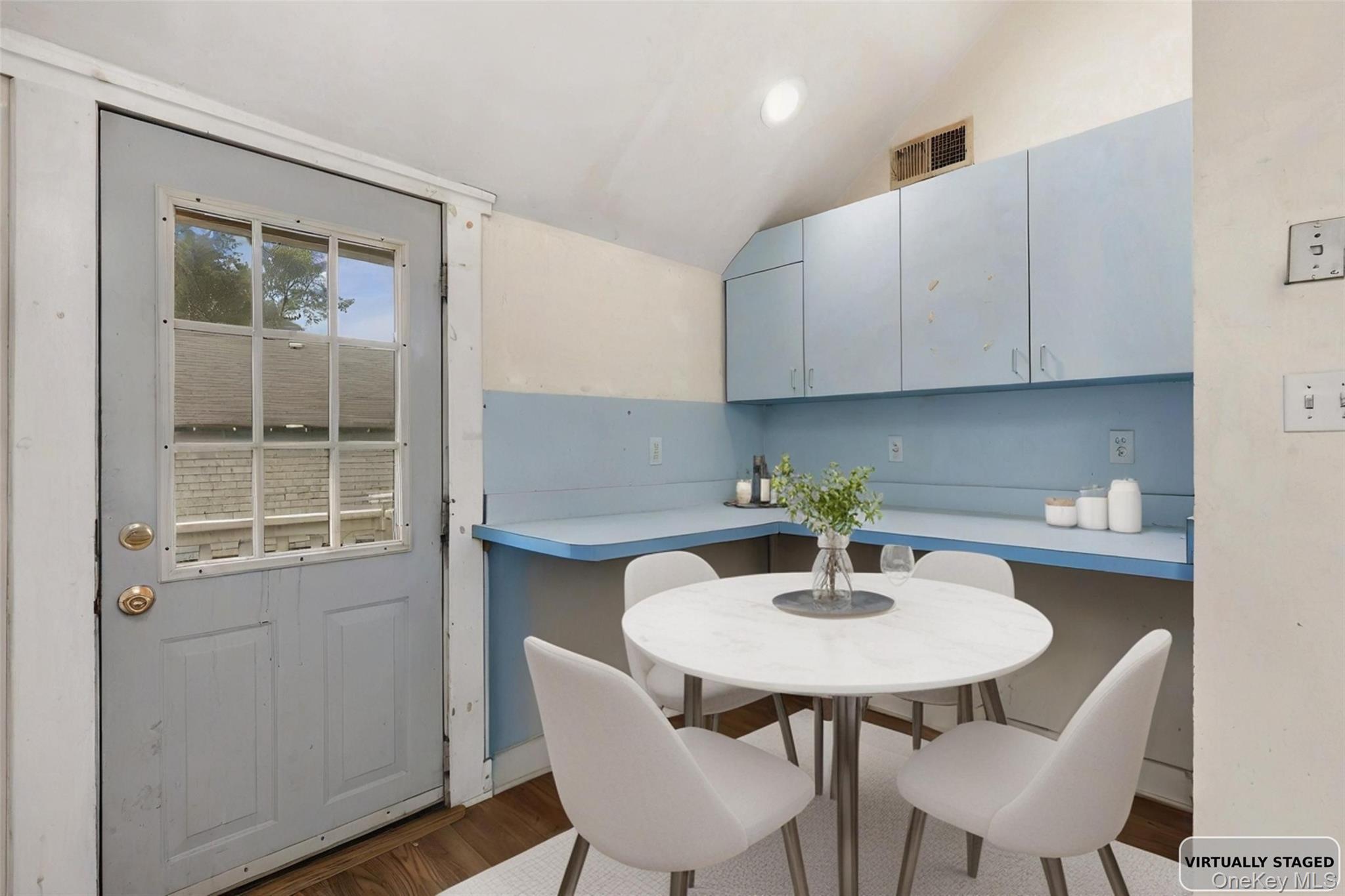 Single Family Roanoke  Suffolk County, NY 11901, MLS-923026-21