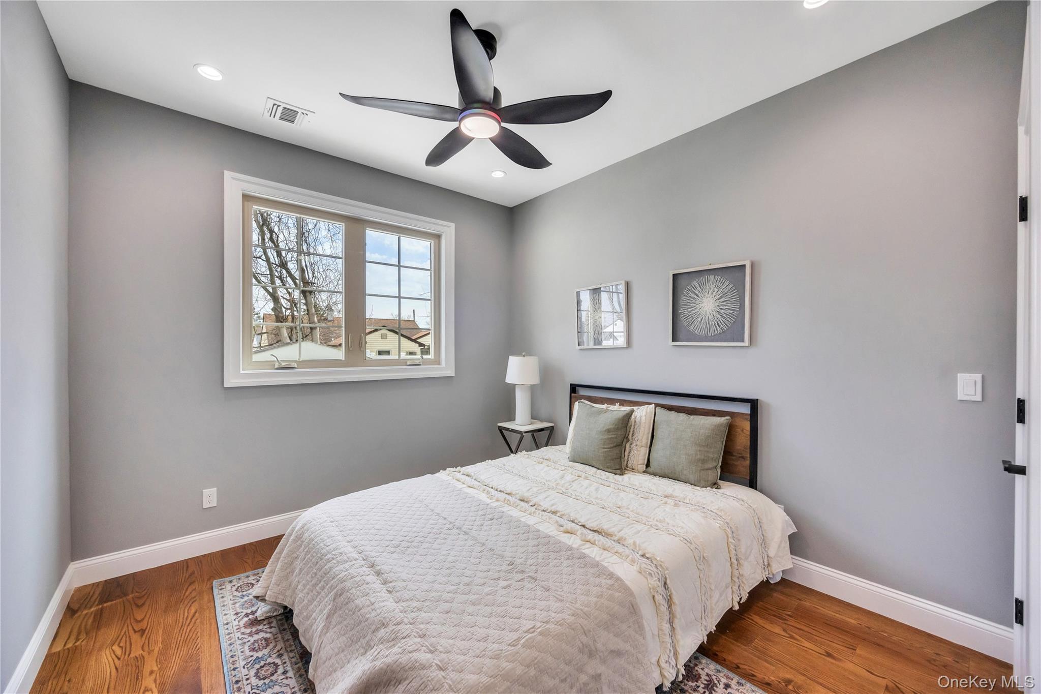 Single Family 4th  Nassau County, NY 11801, MLS-923031-12