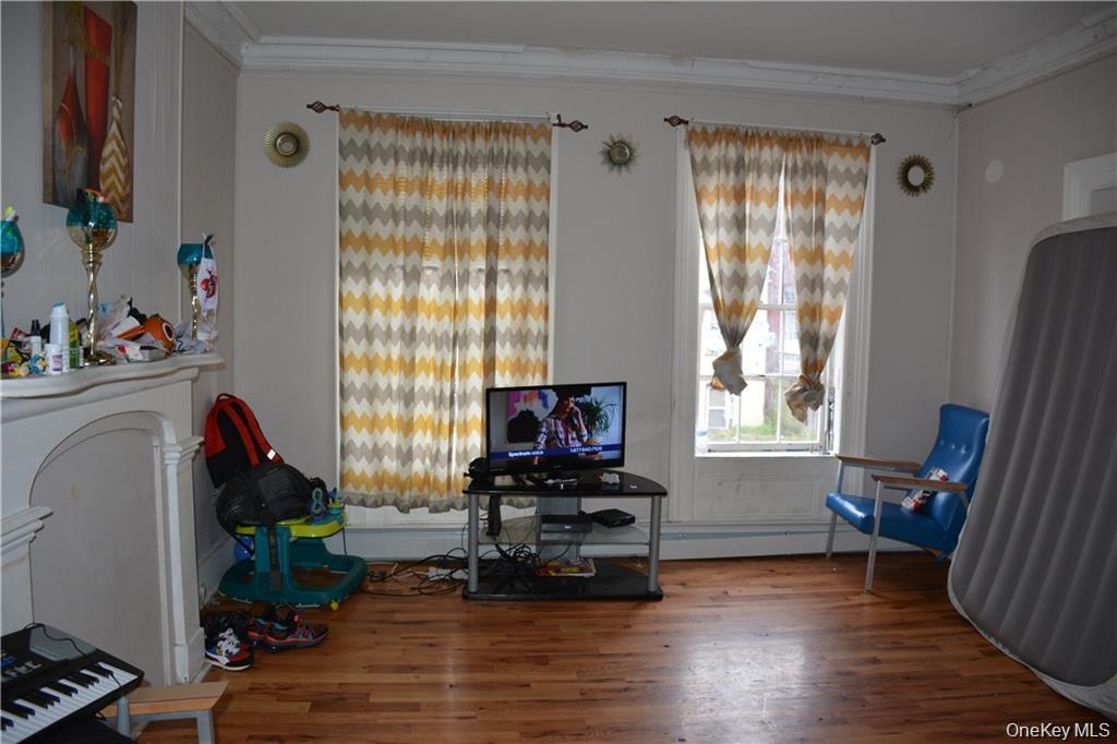 Single Family Lander  Orange County, NY 12550, MLS-923061-3