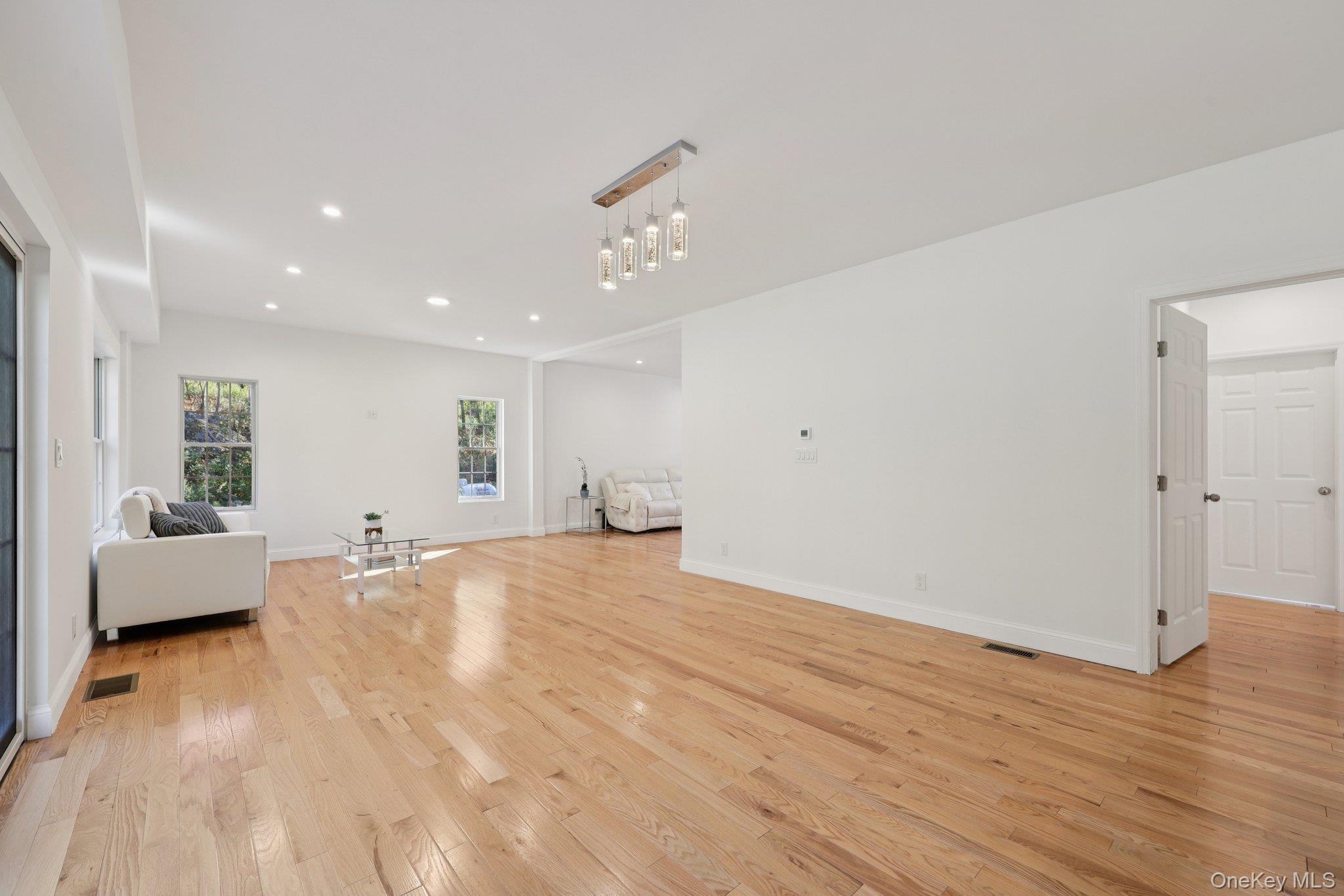 Single Family Oak Hill Orange County, NY 10950, MLS-923081-12