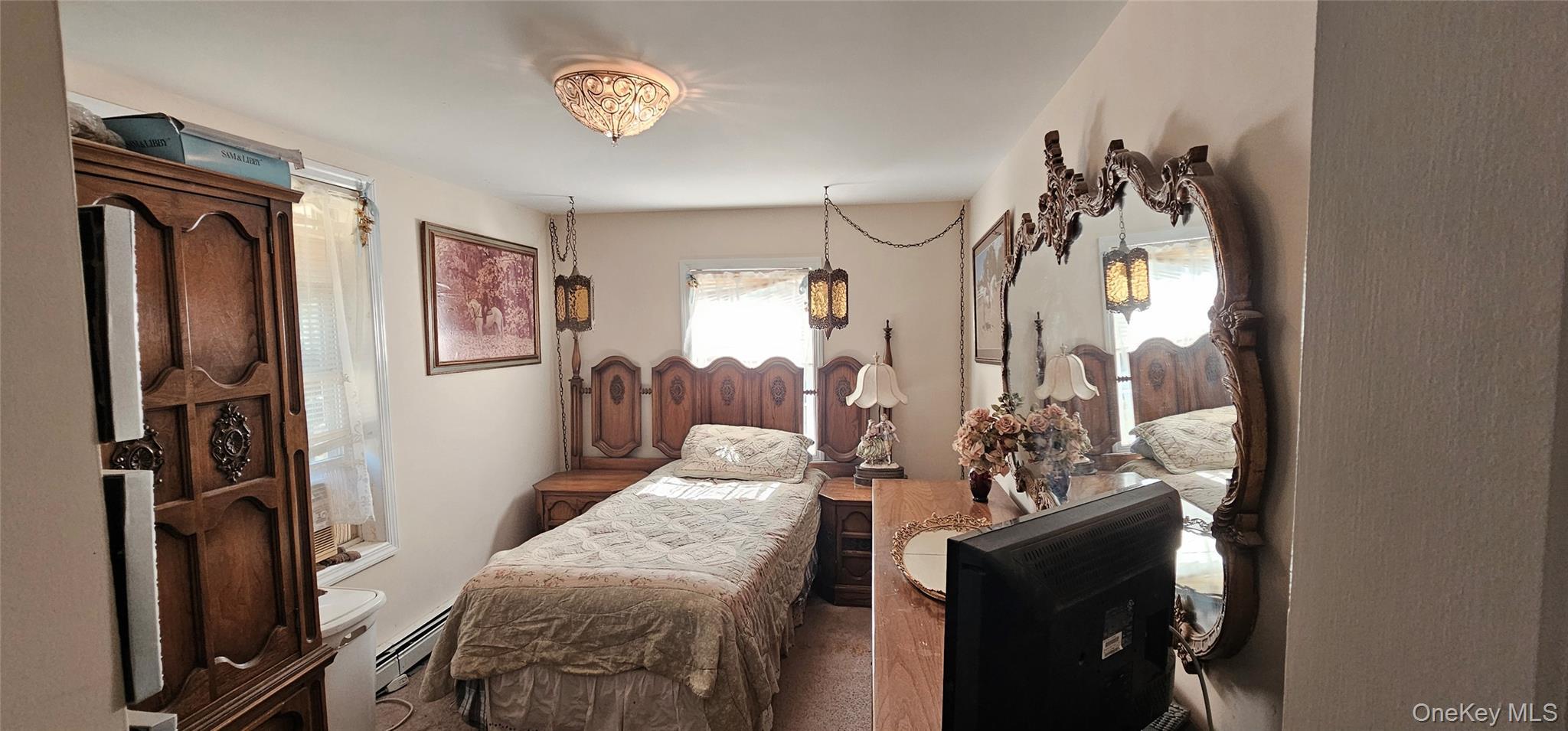 Single Family Miller Suffolk County, NY 11940, MLS-923118-12