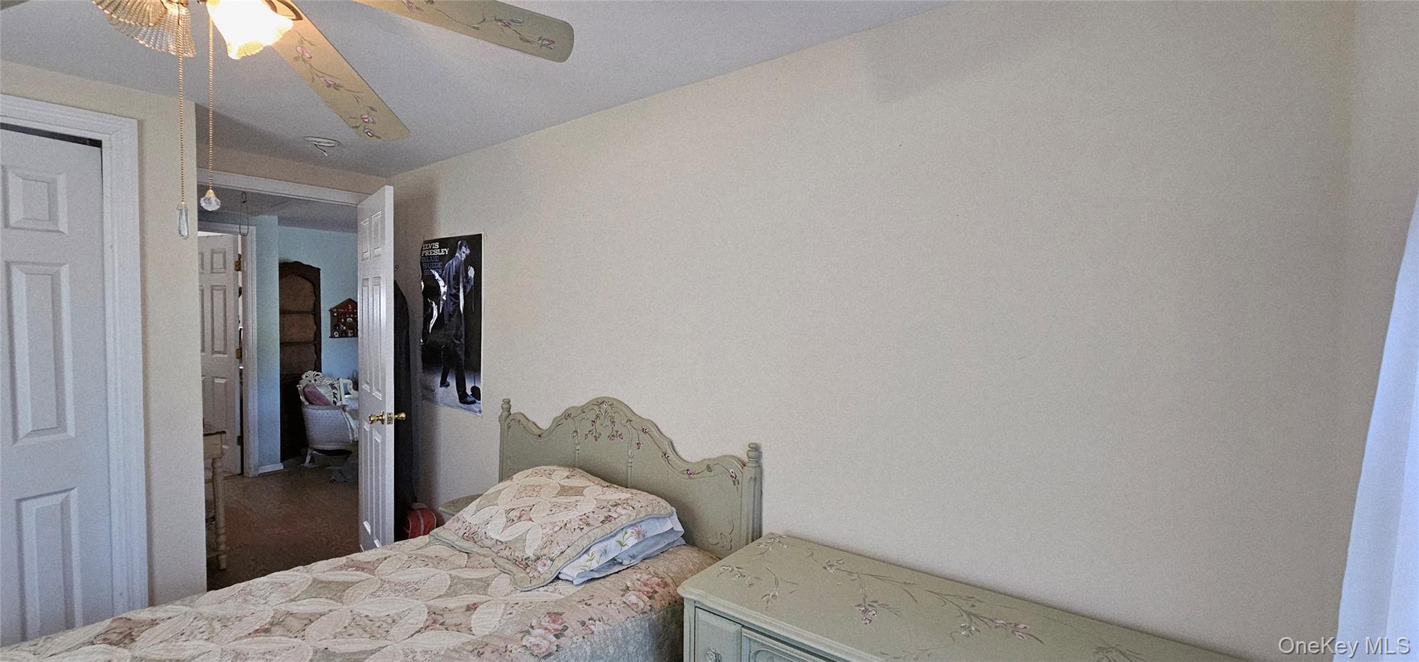 Single Family Miller Suffolk County, NY 11940, MLS-923118-9