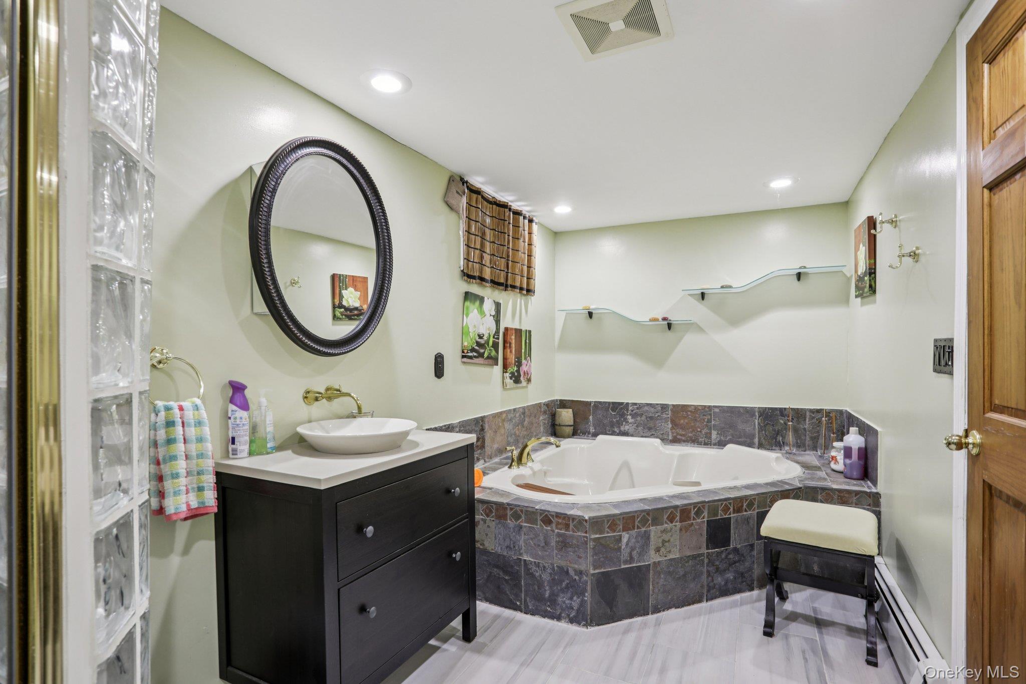 Single Family Isaac Rockland County, NY 10970, MLS-923137-35