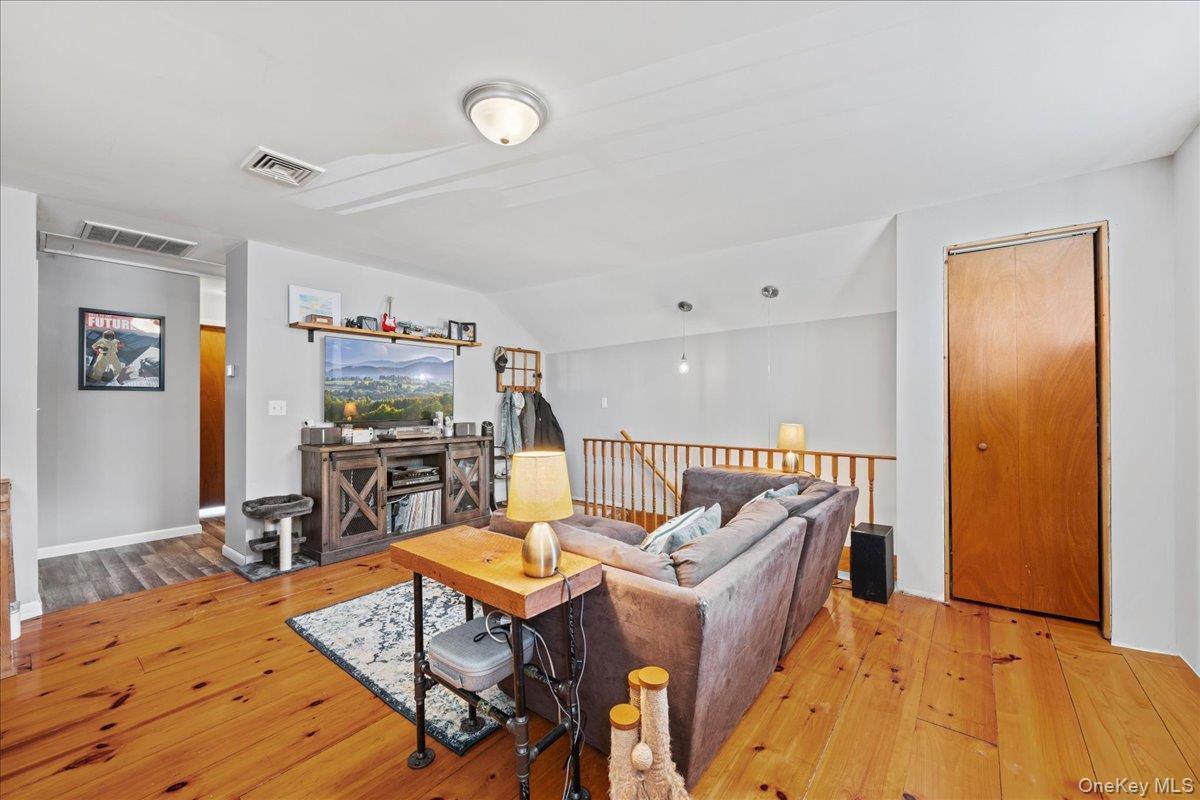 Single Family Amdurer  Orange County, NY 10998, MLS-923149-23