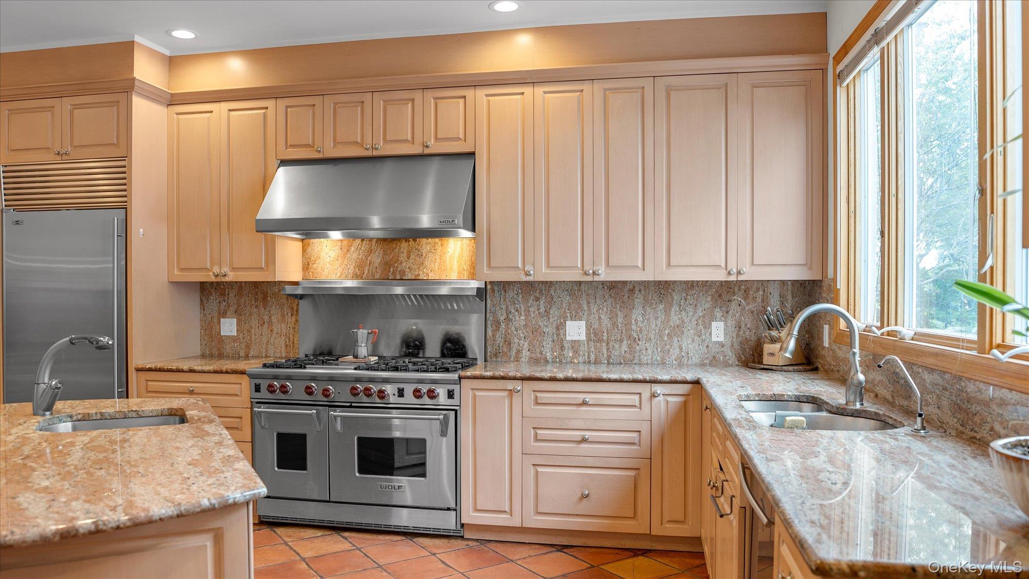 Single Family Dignans Suffolk County, NY 11935, MLS-923175-15