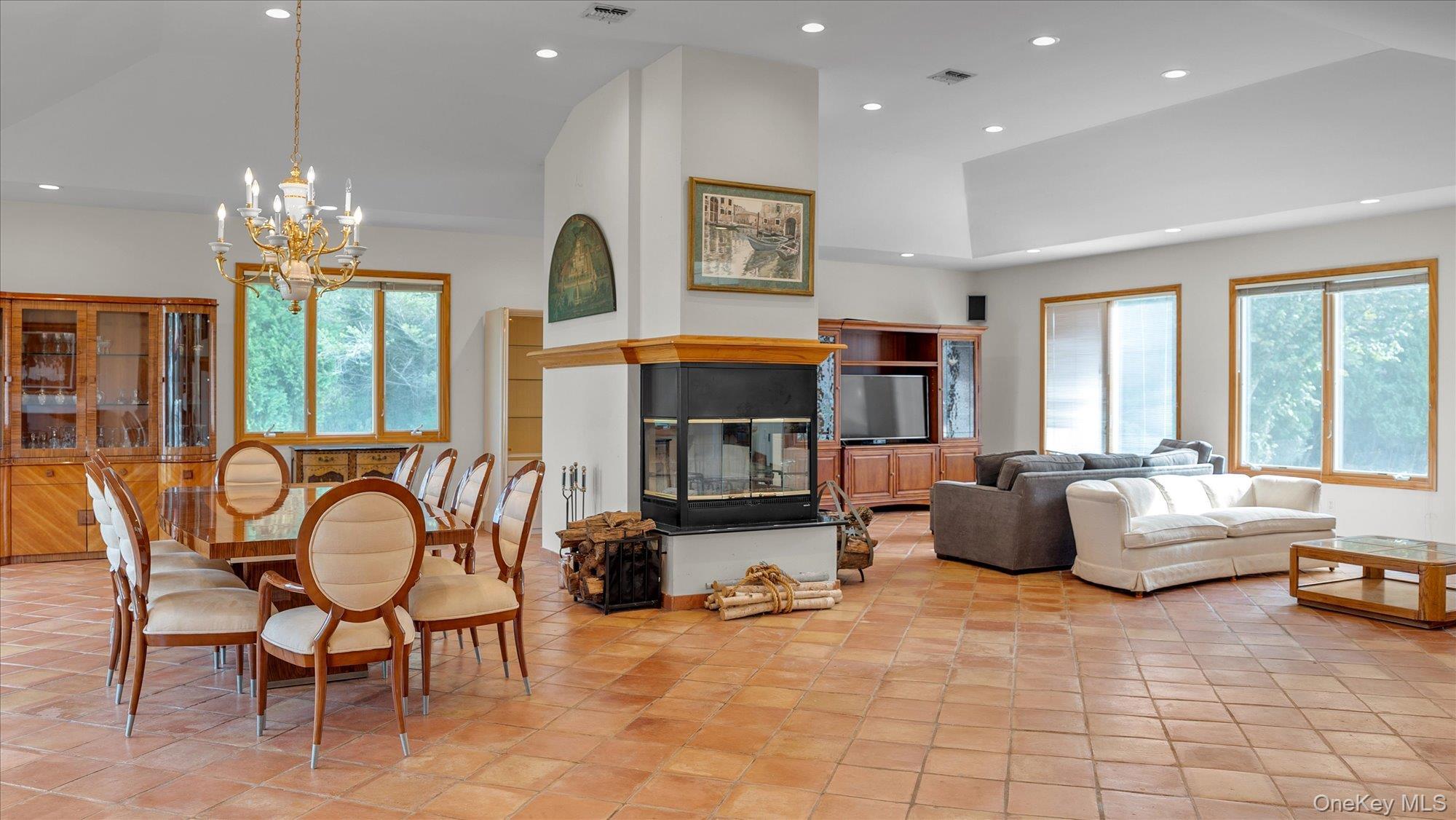 Single Family Dignans Suffolk County, NY 11935, MLS-923175-9