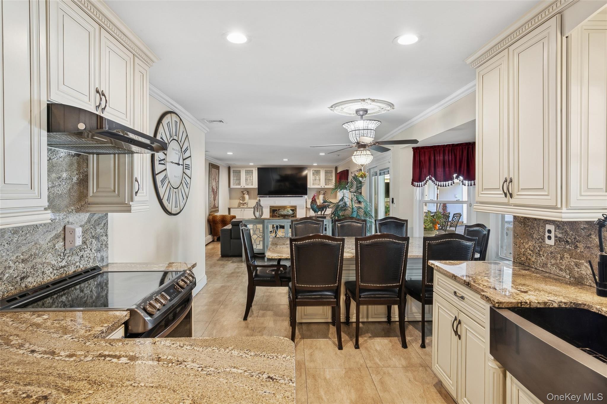 Single Family Gamay  Suffolk County, NY 11725, MLS-923200-10