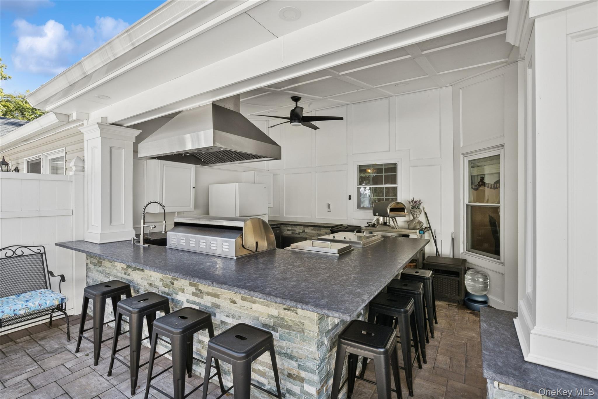 Single Family Gamay  Suffolk County, NY 11725, MLS-923200-25