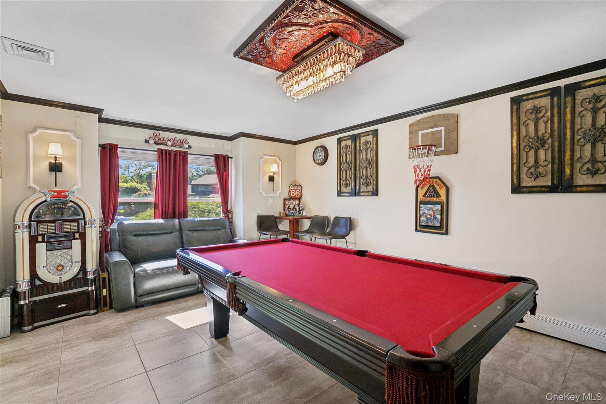 Single Family Gamay  Suffolk County, NY 11725, MLS-923200-5