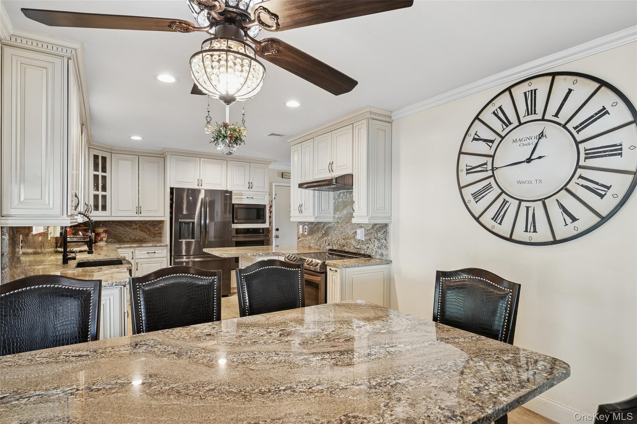 Single Family Gamay  Suffolk County, NY 11725, MLS-923200-9