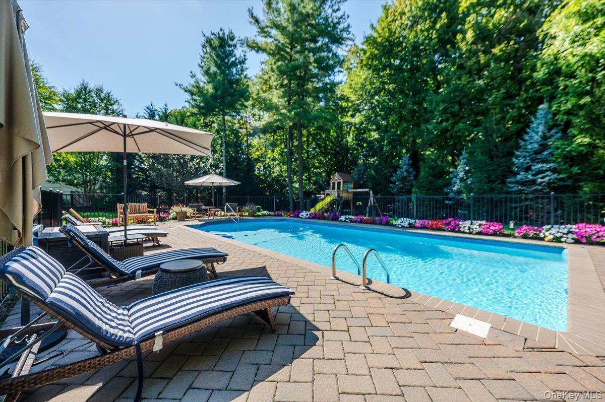 Single Family Karol Nassau County, NY 11753, MLS-923201-28