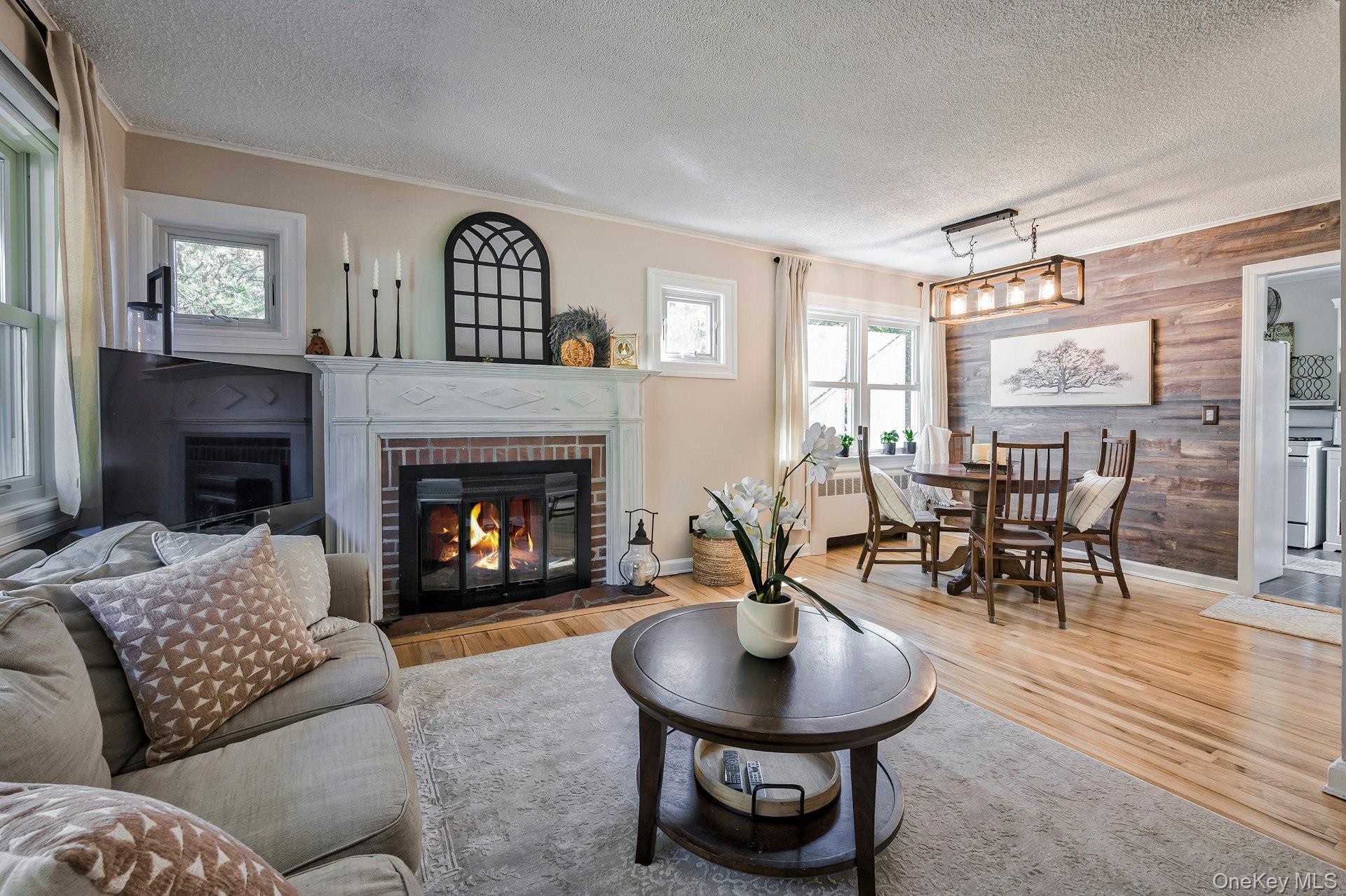 Single Family Overlook  Suffolk County, NY 11743, MLS-923202-8