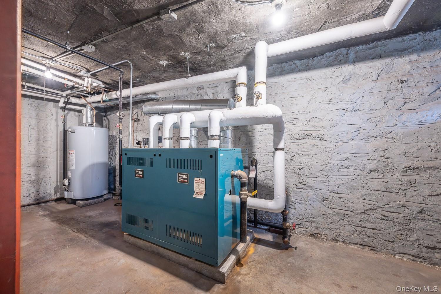 Single Family 25th Queens, NY 11103, MLS-923206-21