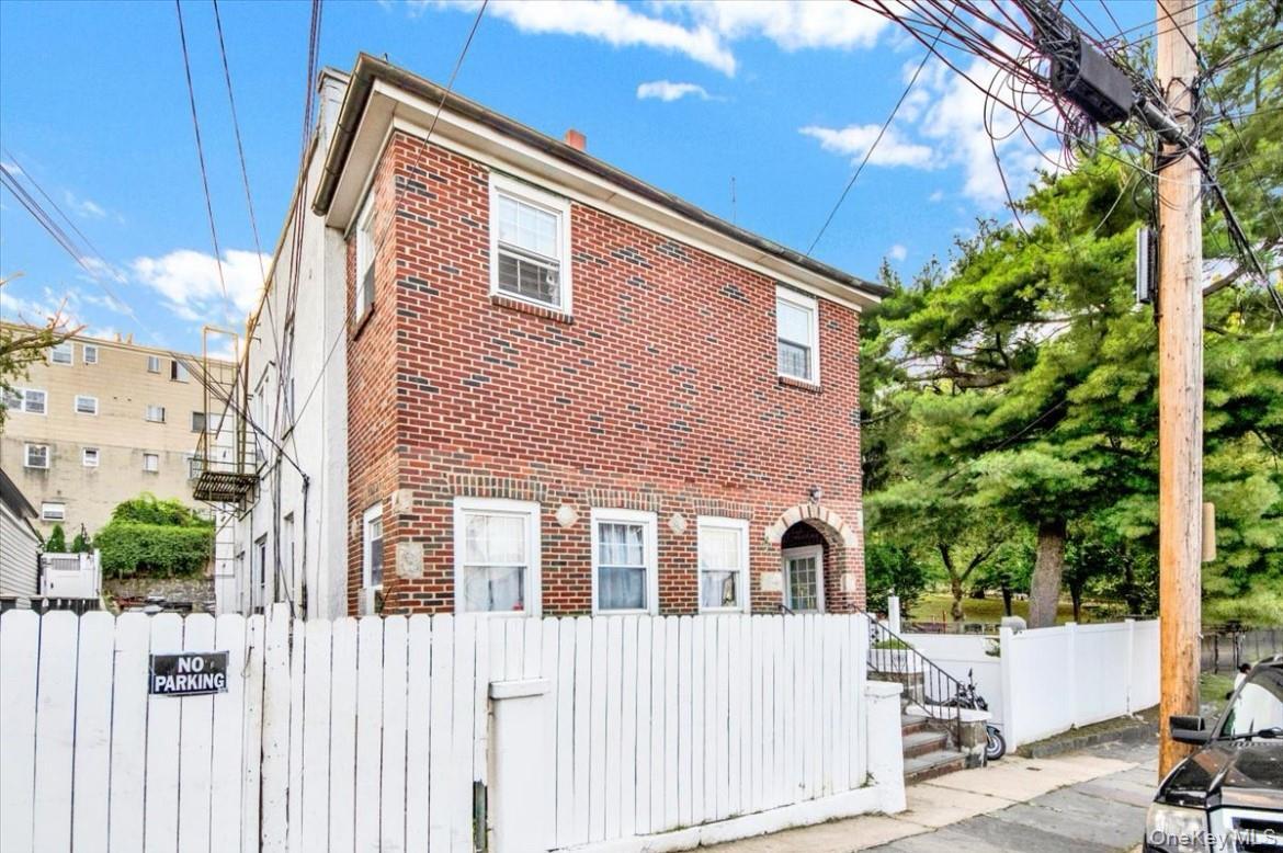 Single Family Vineyard  Westchester County, NY 10703, MLS-923207-2