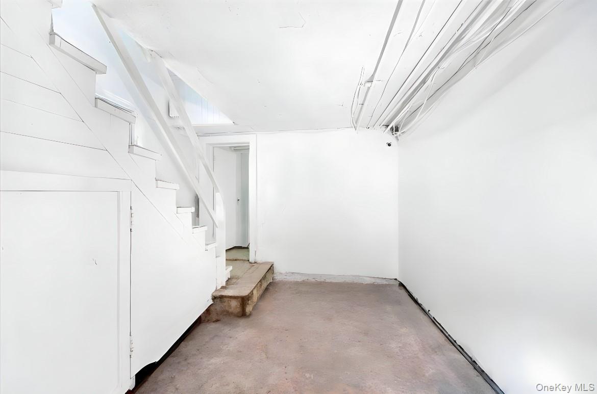 Single Family Vineyard  Westchester County, NY 10703, MLS-923207-22