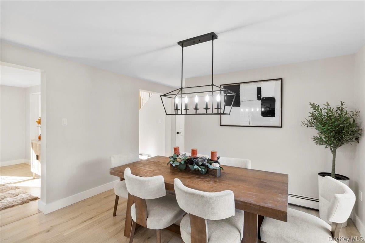 Single Family Mountain View Out Of Area, NY 12090, MLS-923208-13