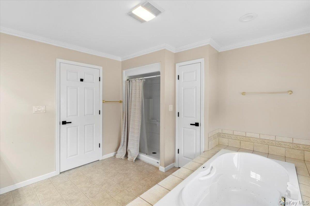 Single Family Mountain View Out Of Area, NY 12090, MLS-923208-26